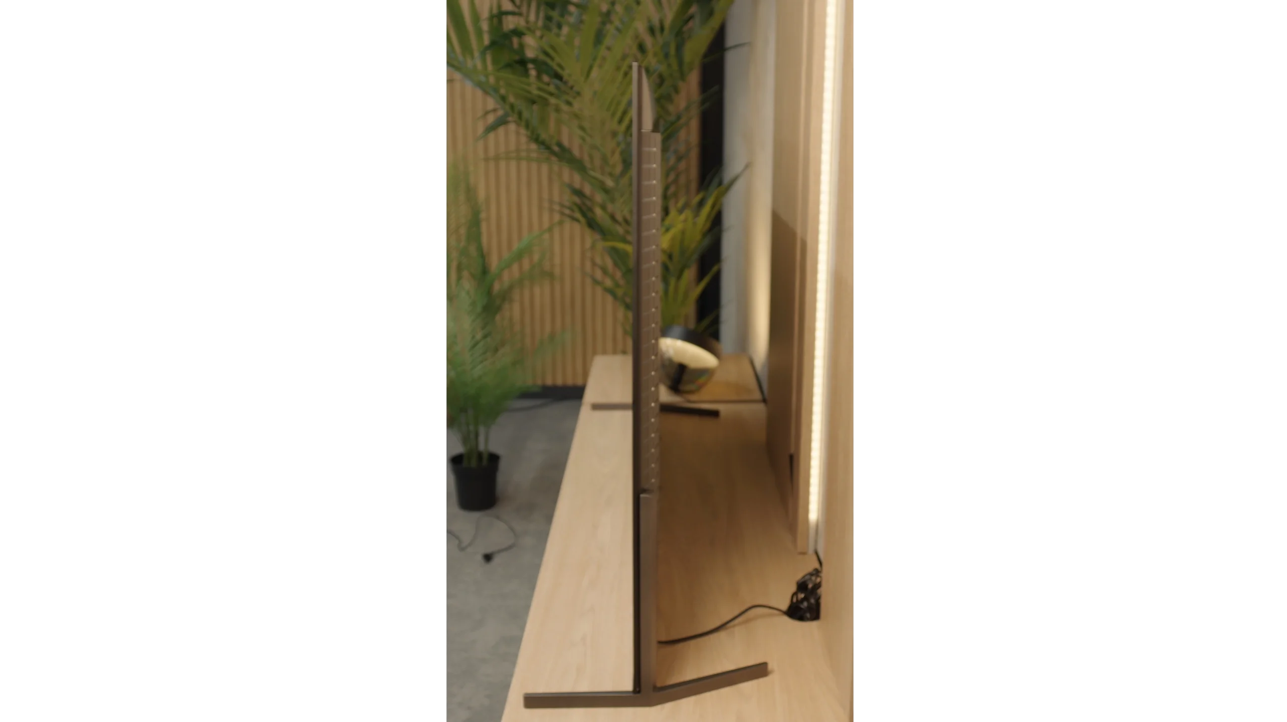 Review Sony Bravia 8 MK2 Appearance of the TV