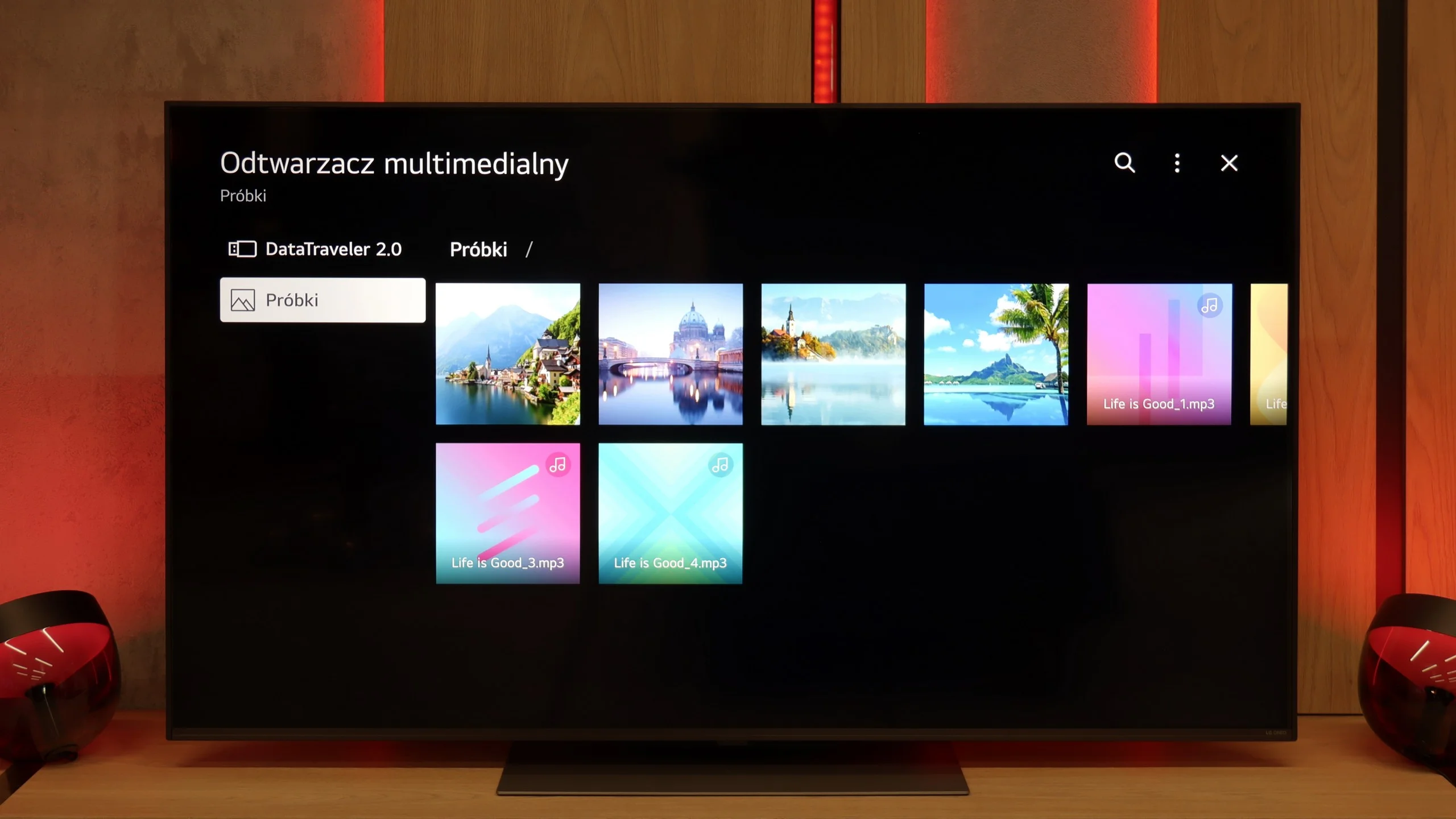 Review LG QNED86A / QNED85A / QNED87A Appearance of the TV