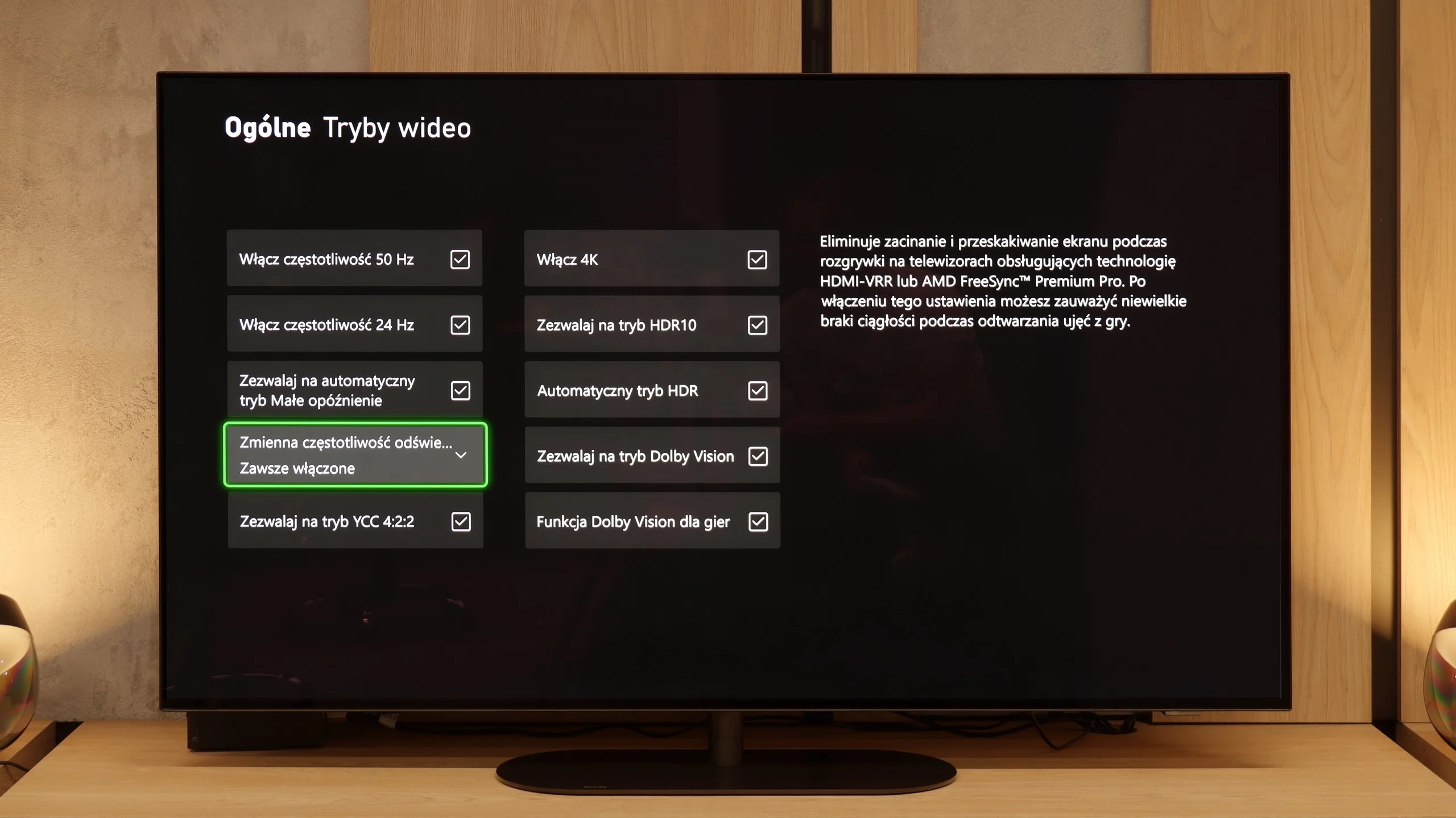 Review Philips OLED820 Console compatibility and gaming features