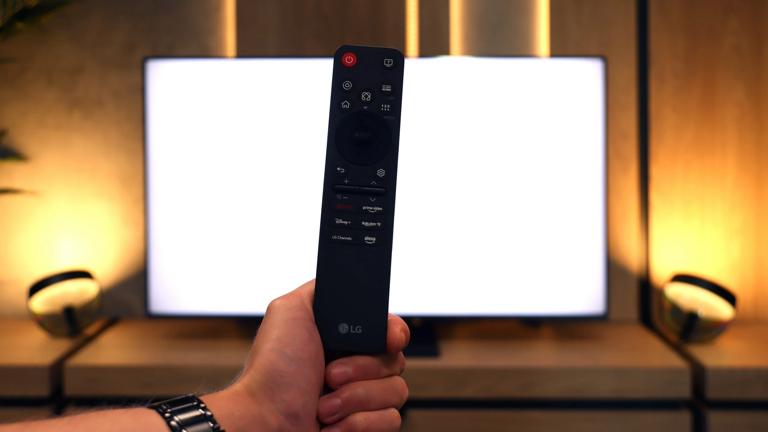 Review LG QNED93A / QNED90A Appearance of the TV