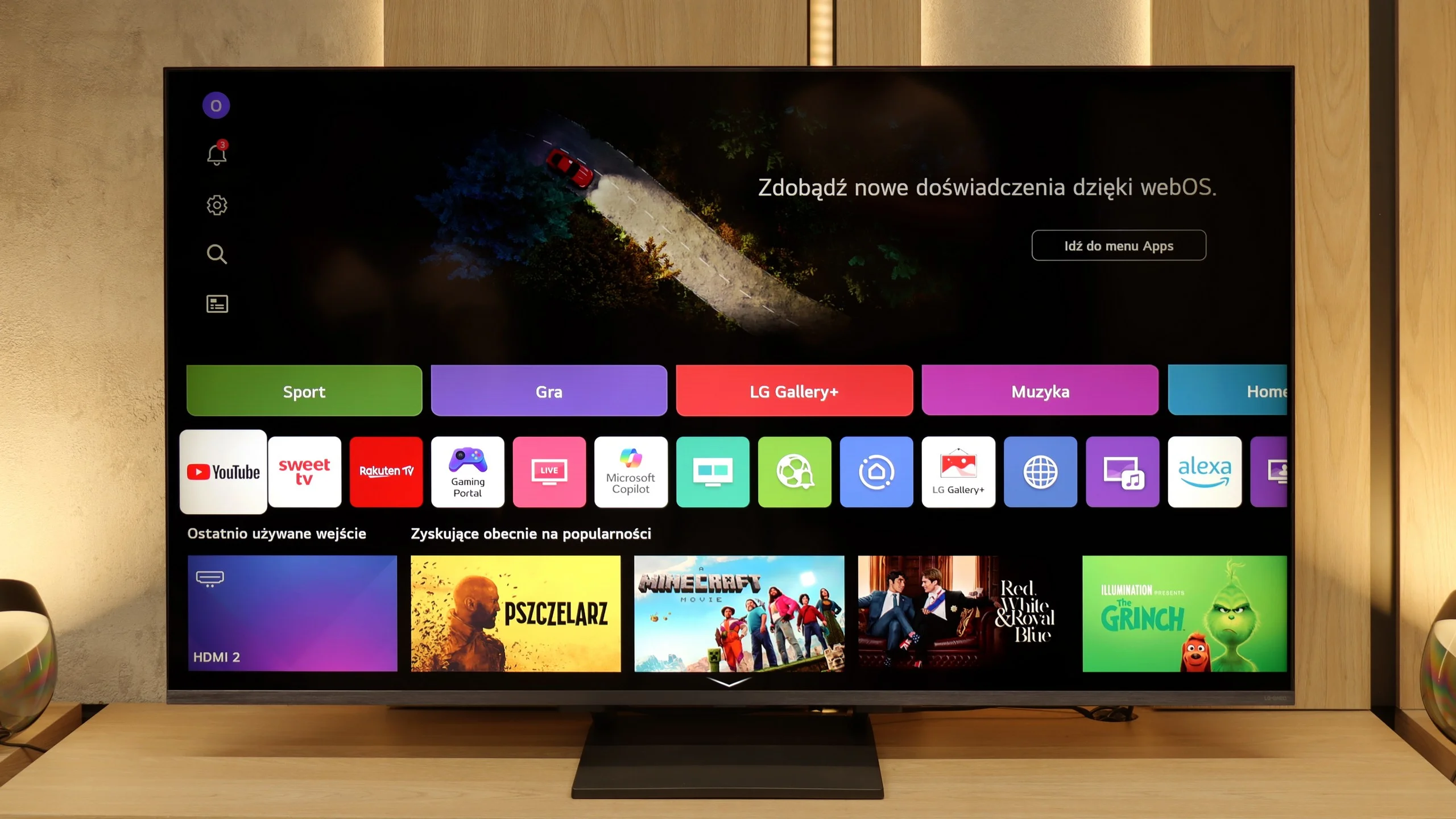 Review LG QNED93A / QNED90A Appearance of the TV
