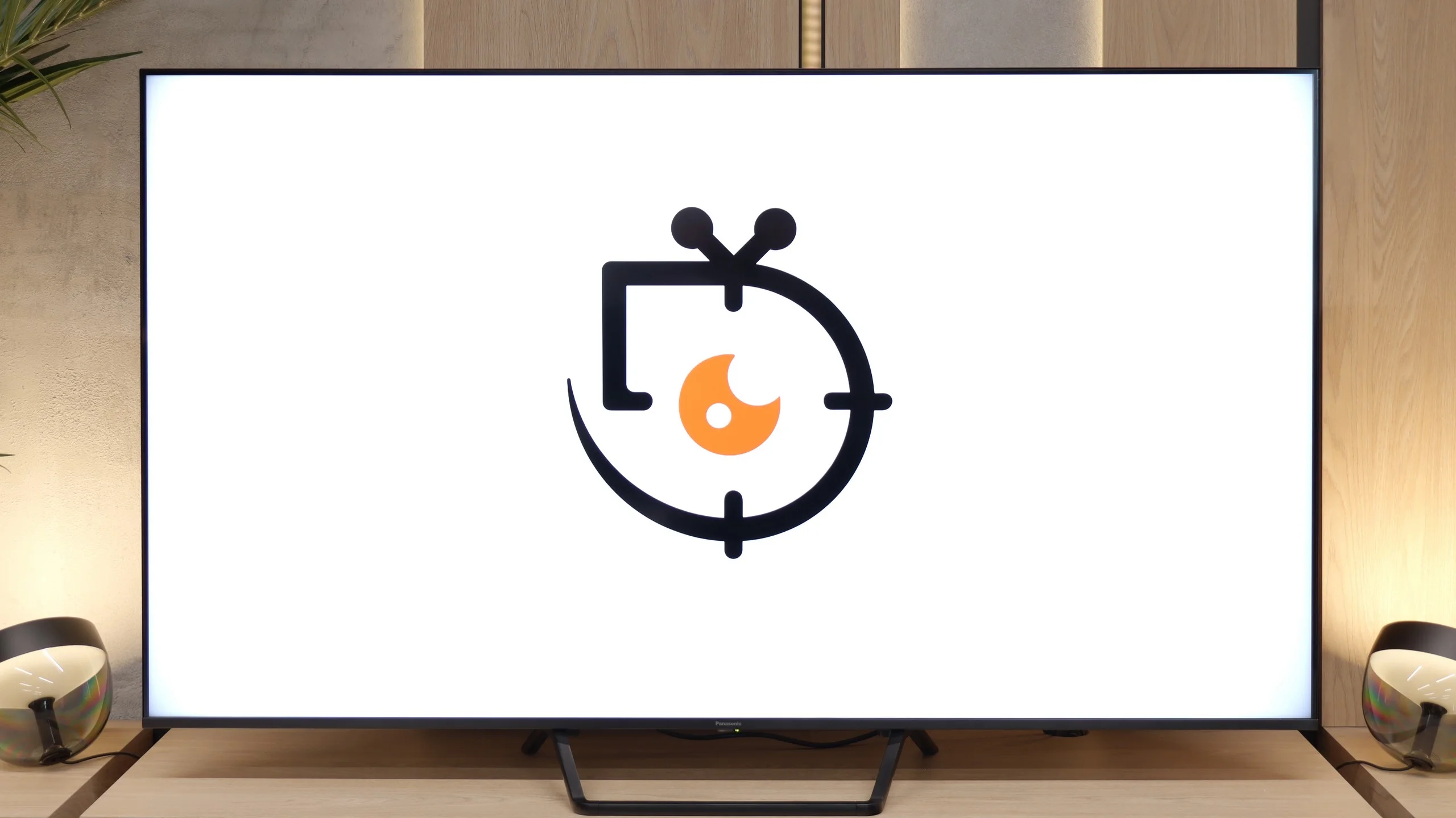 Review Panasonic W95B Appearance of the TV