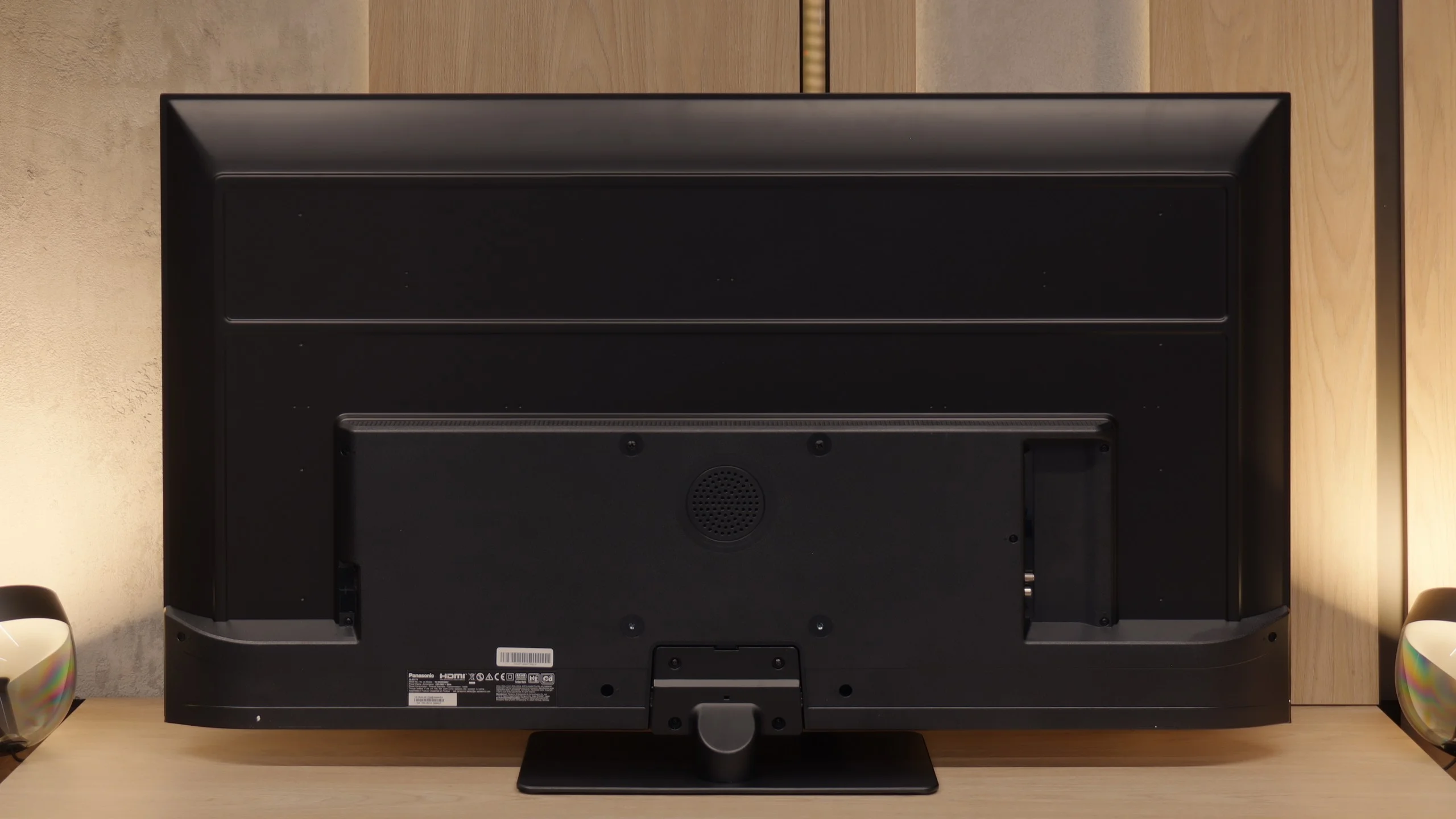 Test Panasonic W85B Wygląd telewizora