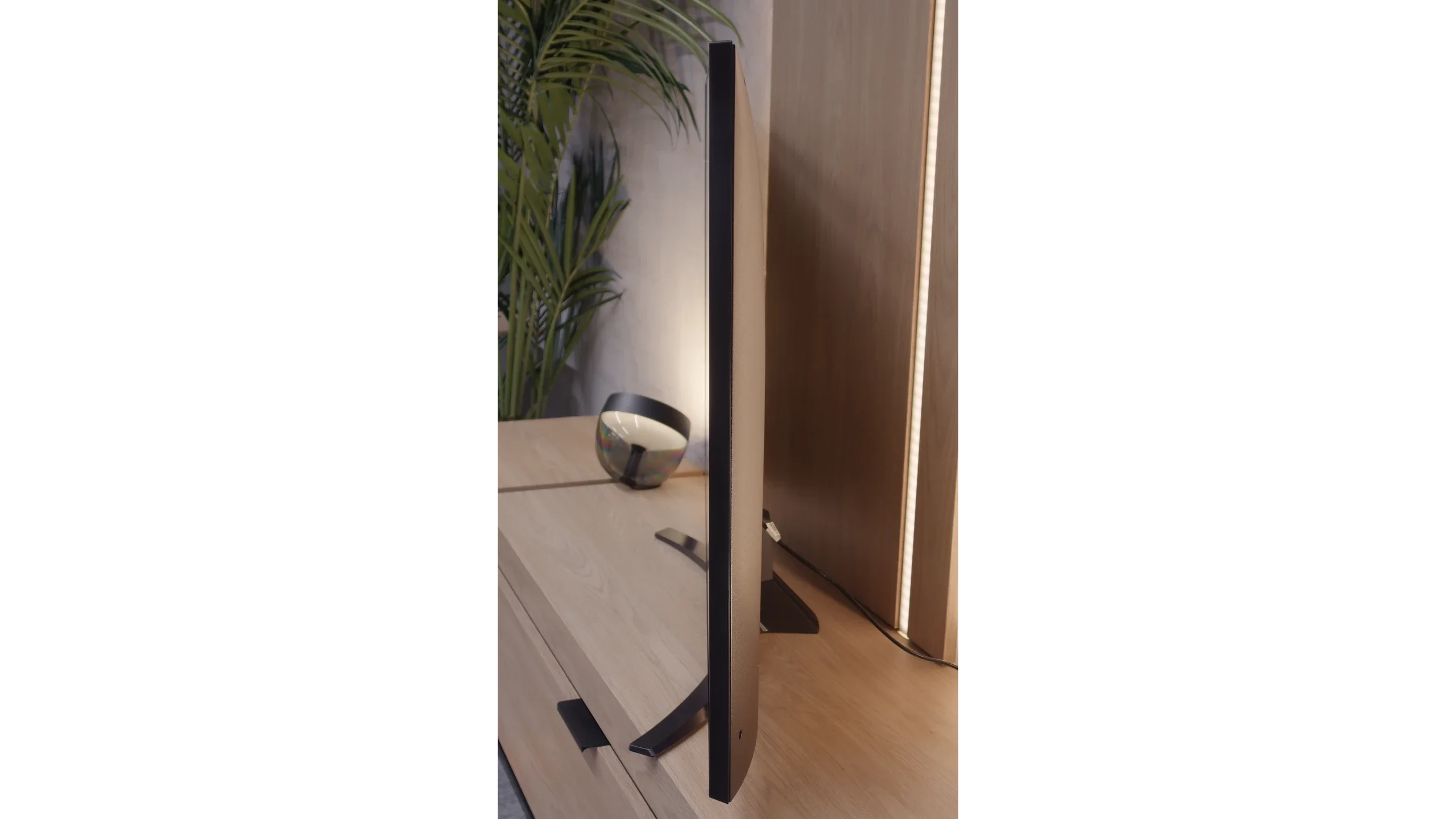 Review LG NANO81A / NANO80A  Appearance of the TV