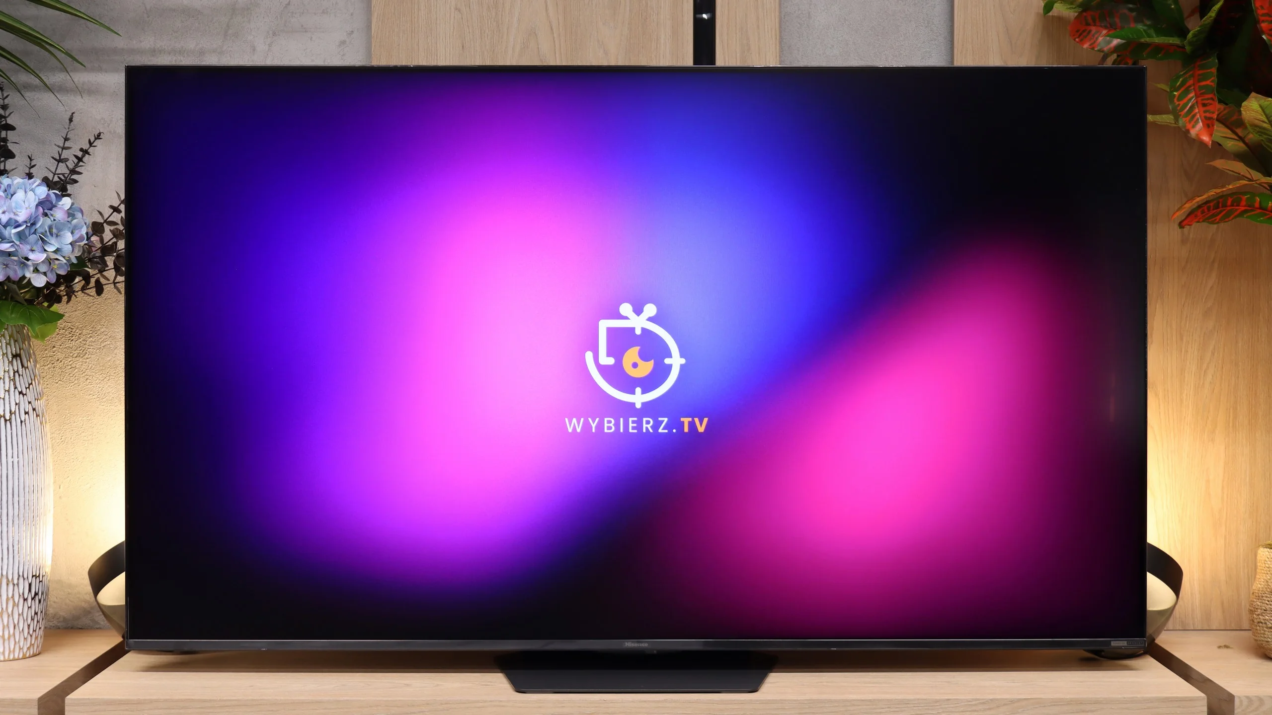 Test Hisense UR9S  Wygląd telewizora