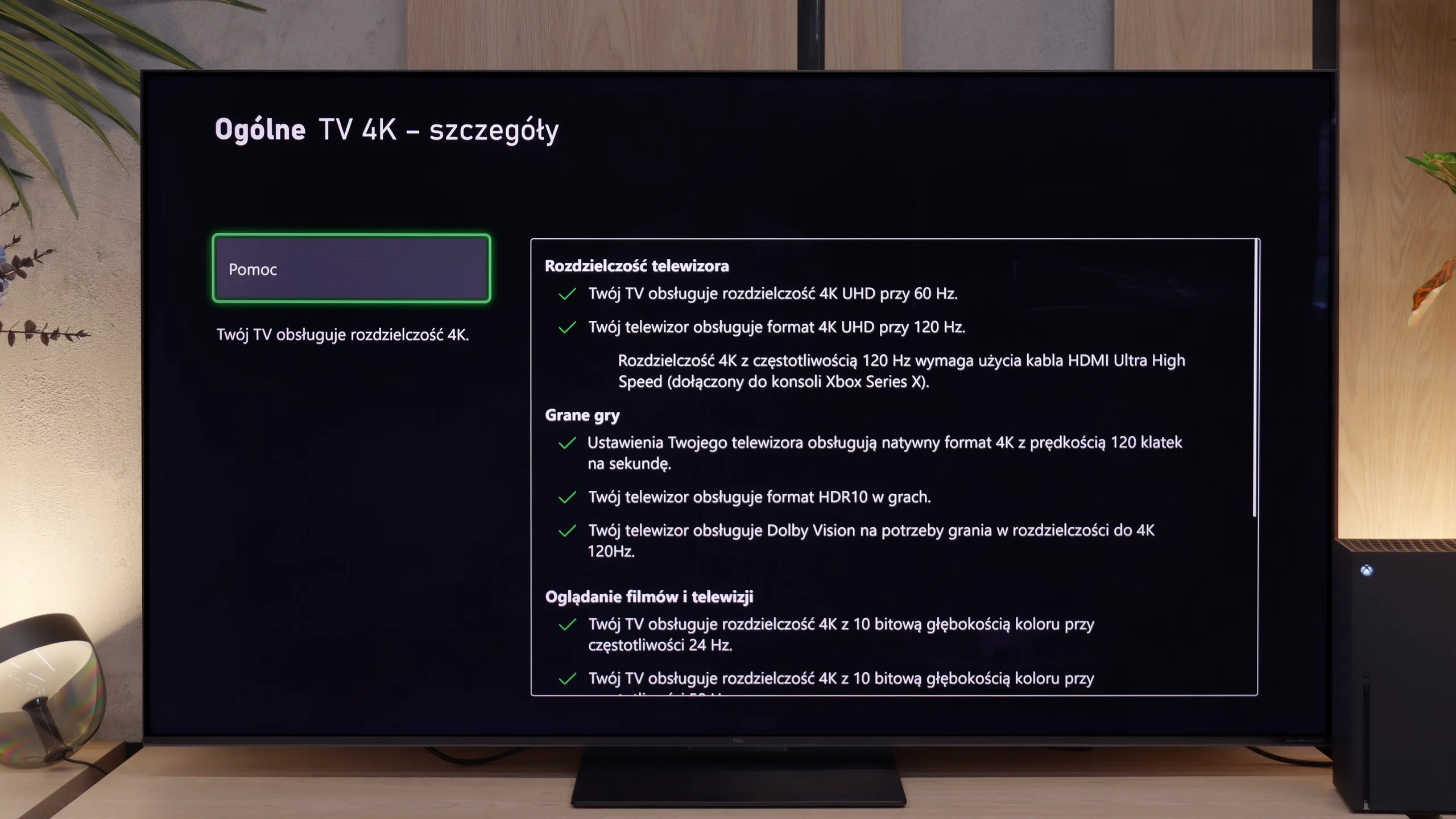 Review TCL C7L Console compatibility and gaming features