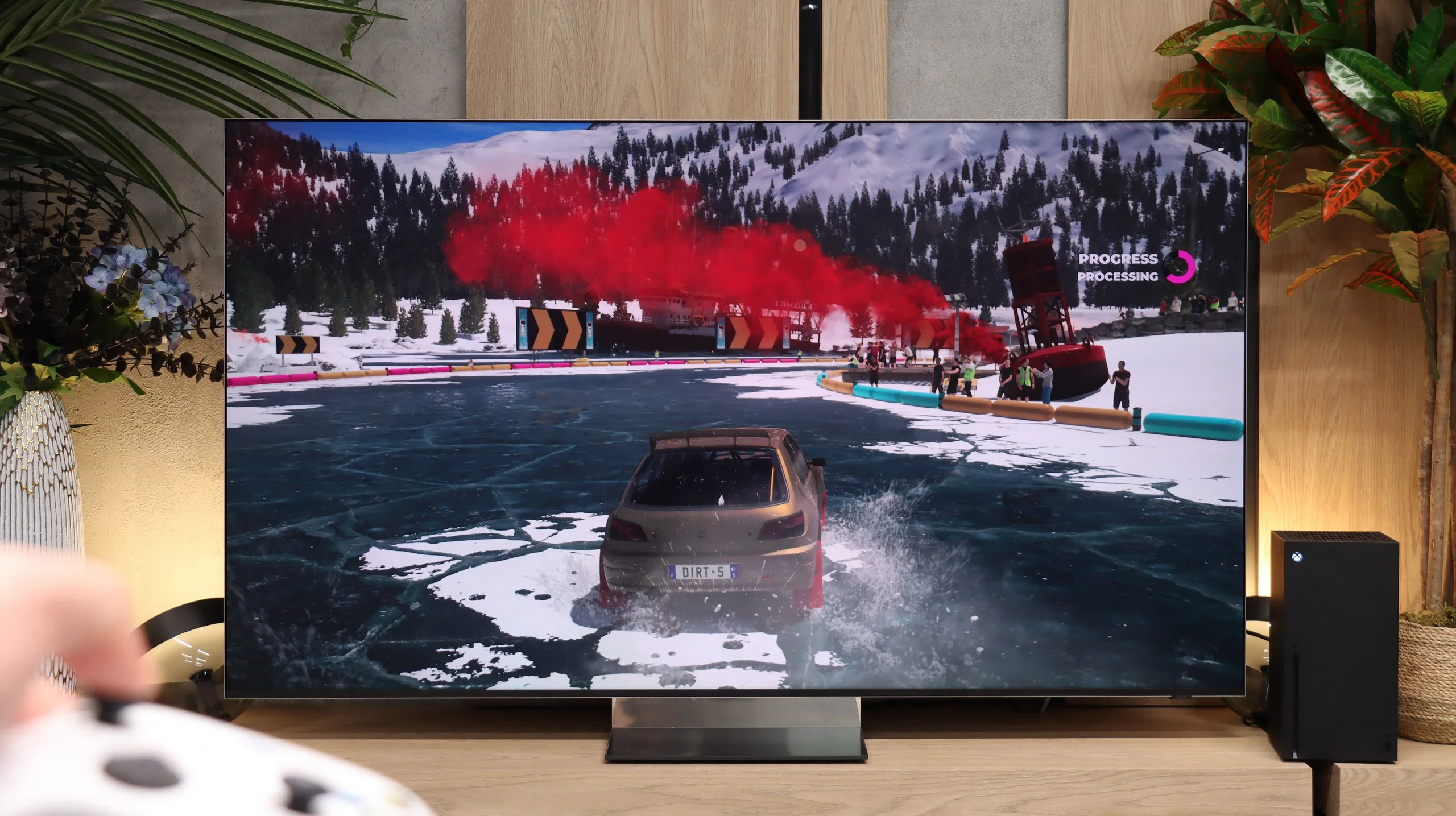 Review Samsung R95H Micro RGB  Console compatibility and gaming features