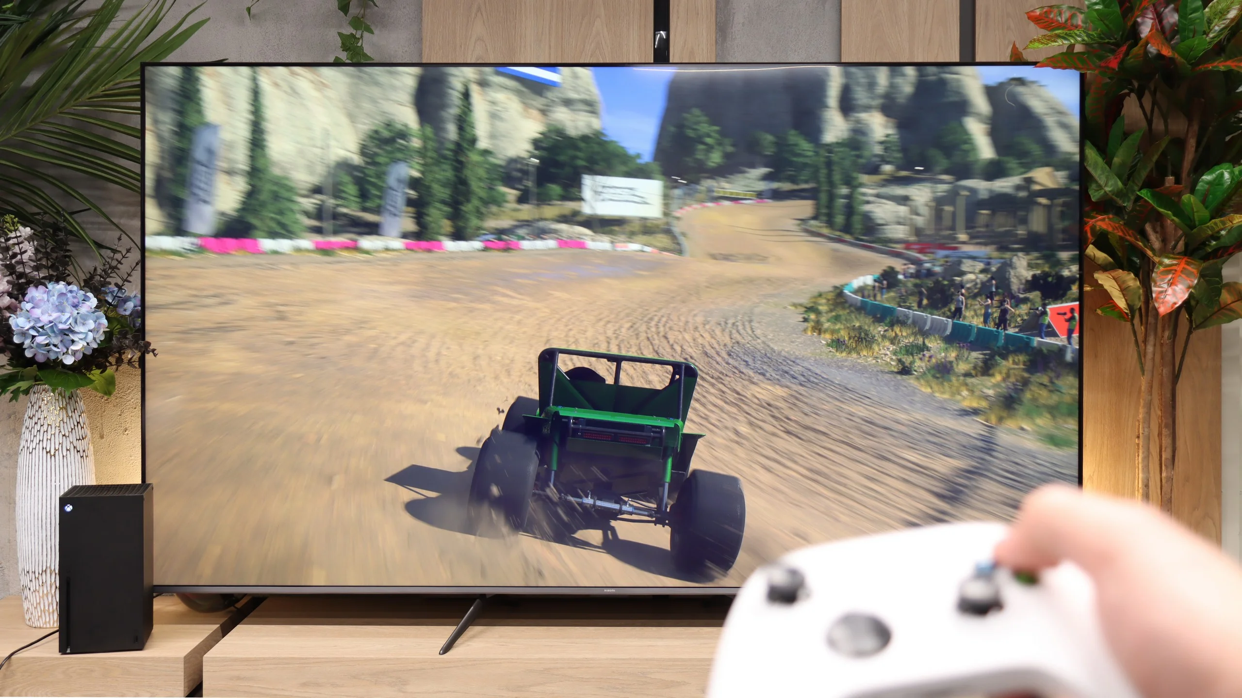 Review XIAOMI S Mini 2026 (85"-98") 144Hz  Console compatibility and gaming features