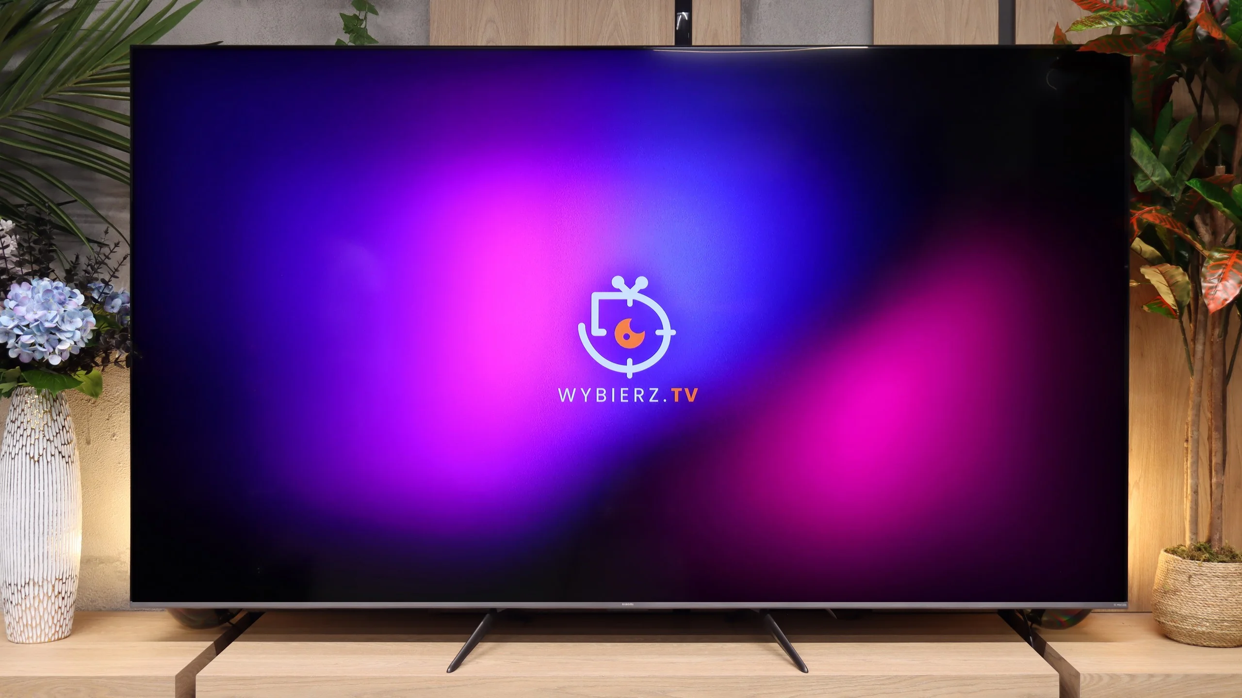 Review XIAOMI S Mini 2026 (85"-98") 144Hz  Appearance of the TV