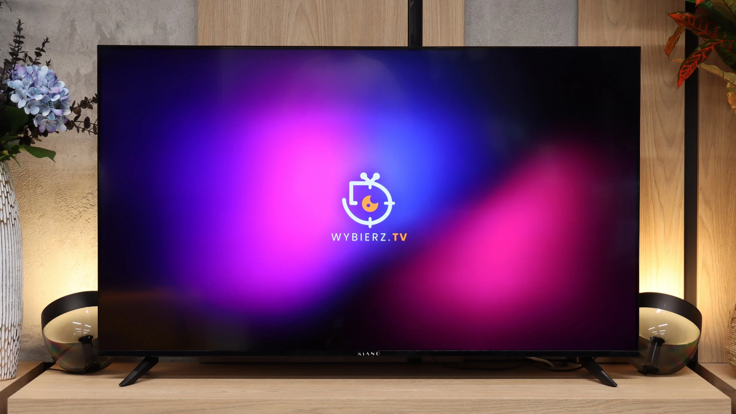 Review Kiano Elegance Tizen Appearance of the TV