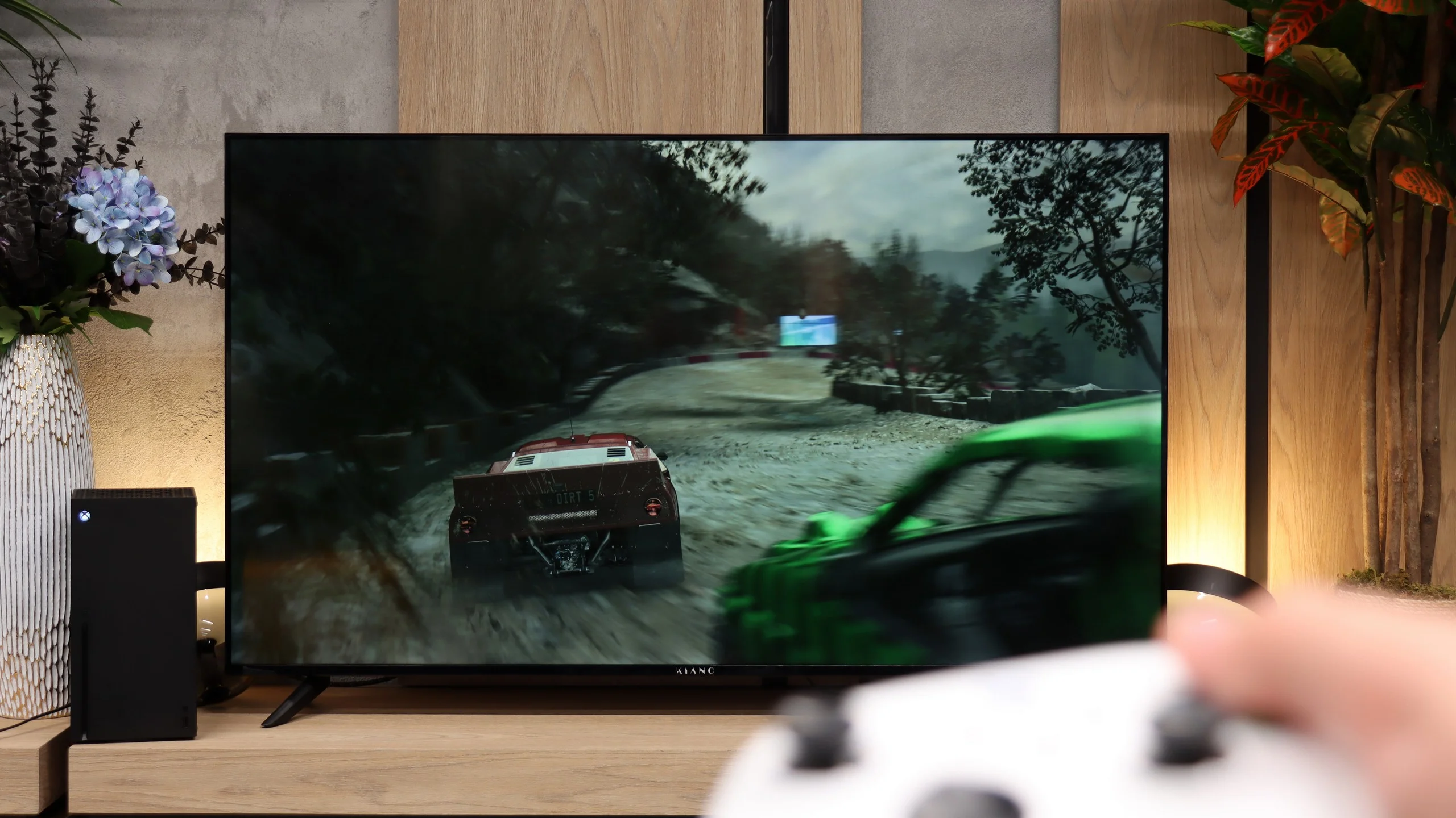 Review Kiano Elegance Tizen Console compatibility and gaming features