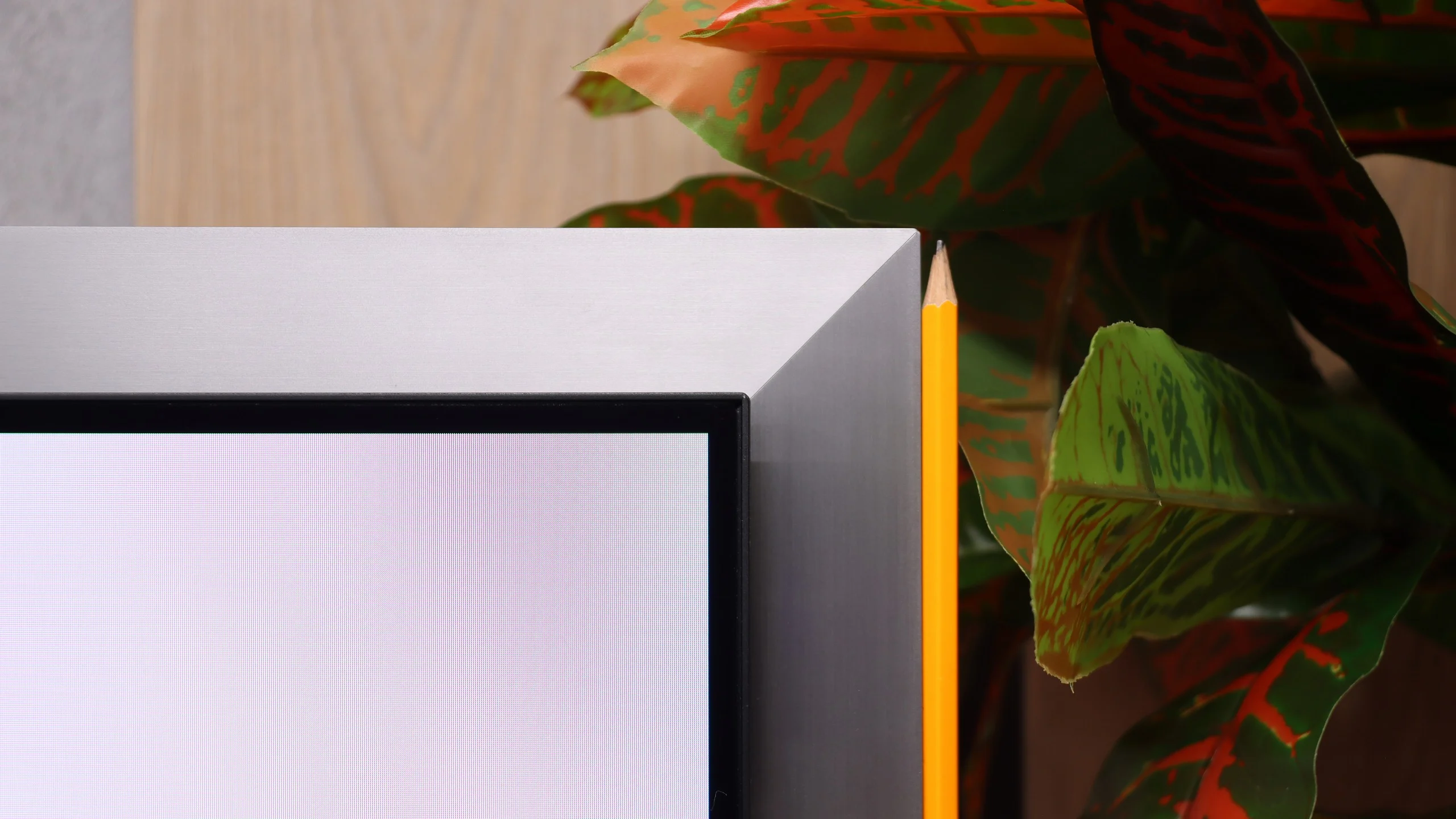 Review Samsung OLED S95H (S99H) (QD-OLED) Appearance of the TV