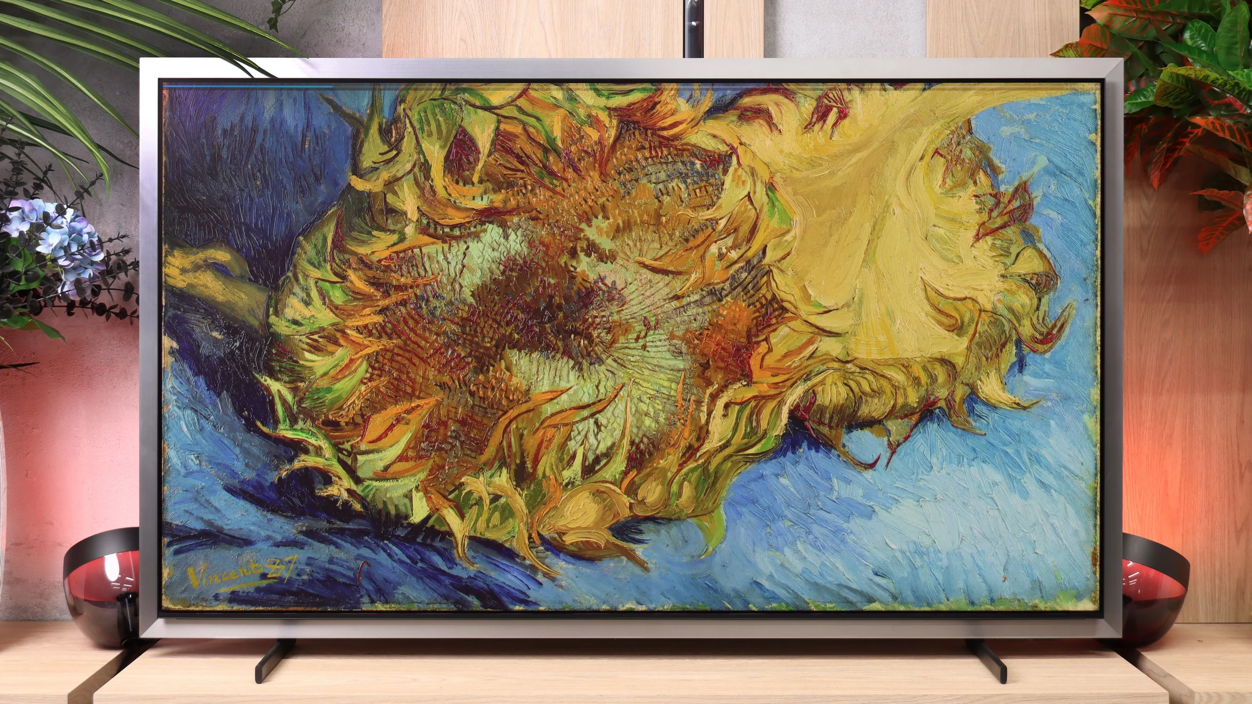 Review Samsung OLED S95H (S99H) (QD-OLED) Appearance of the TV