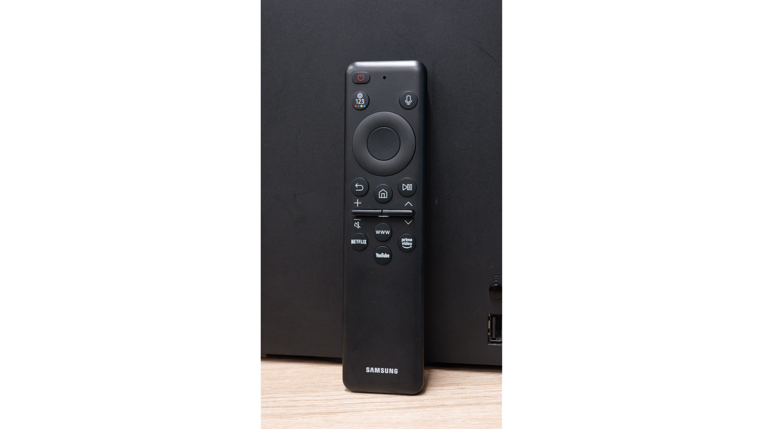Review Samsung R85H / R86H Appearance of the TV