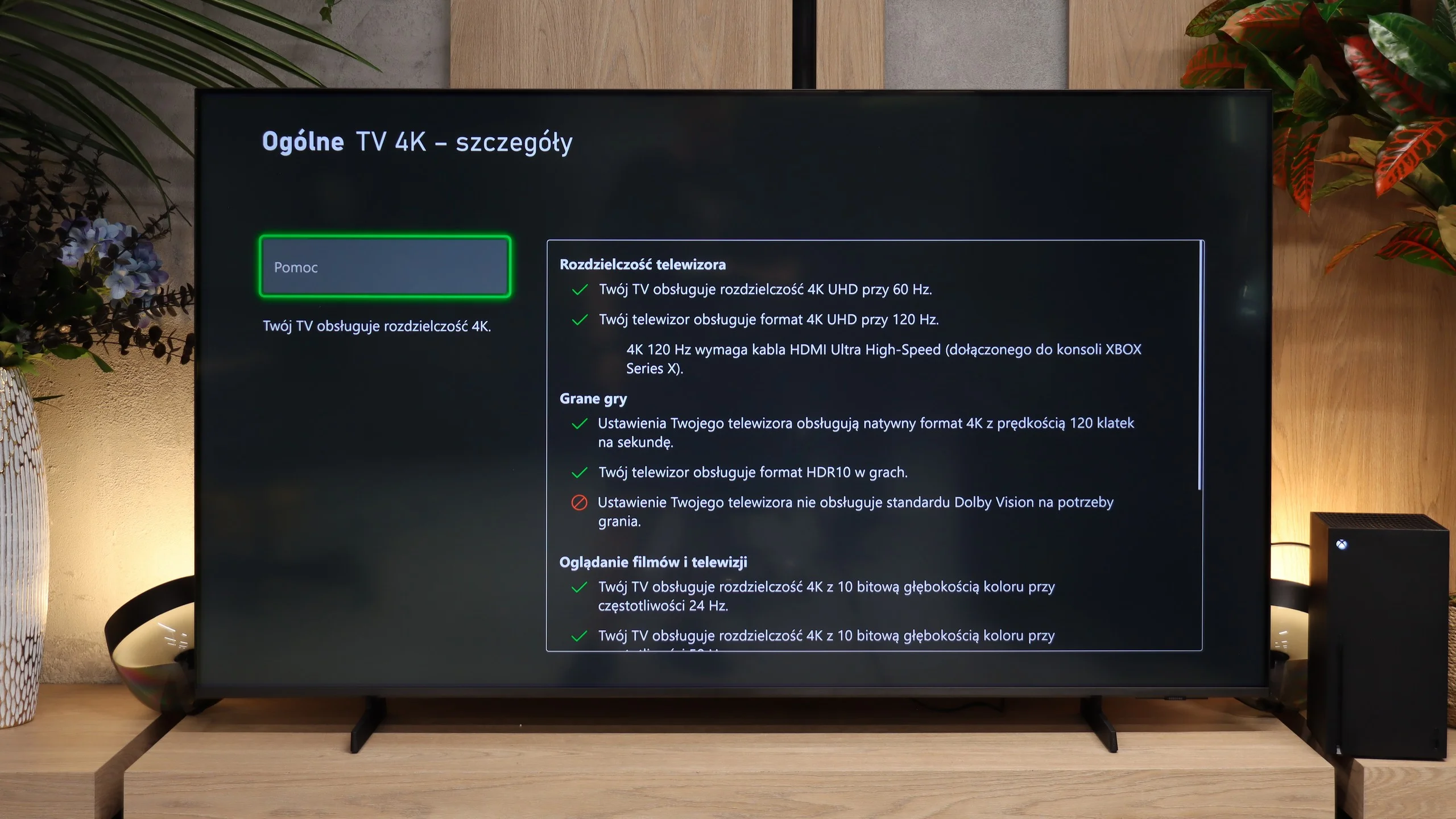 Review Samsung M80H Console compatibility and gaming features