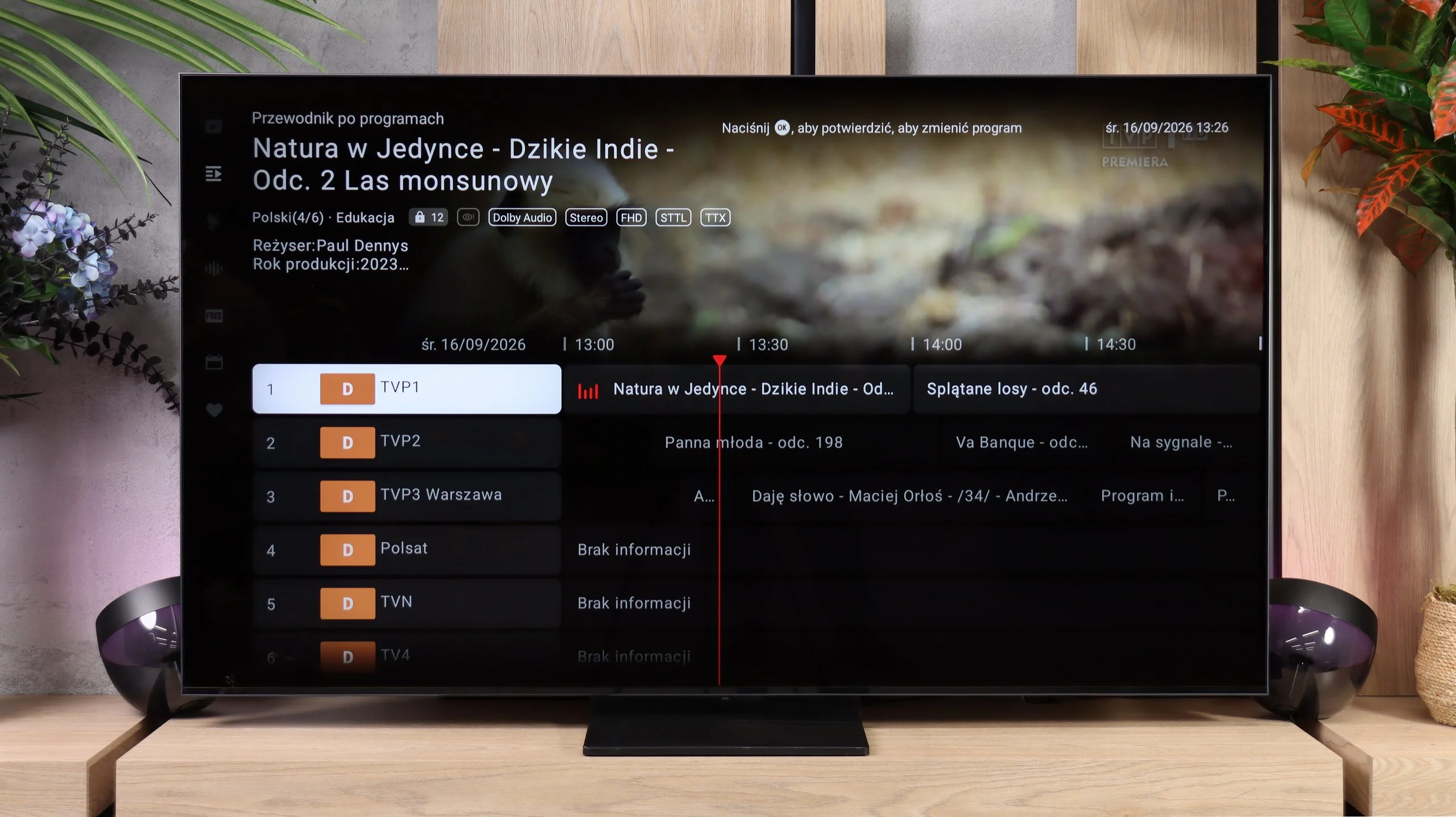 Review TCL A400U Appearance of the TV