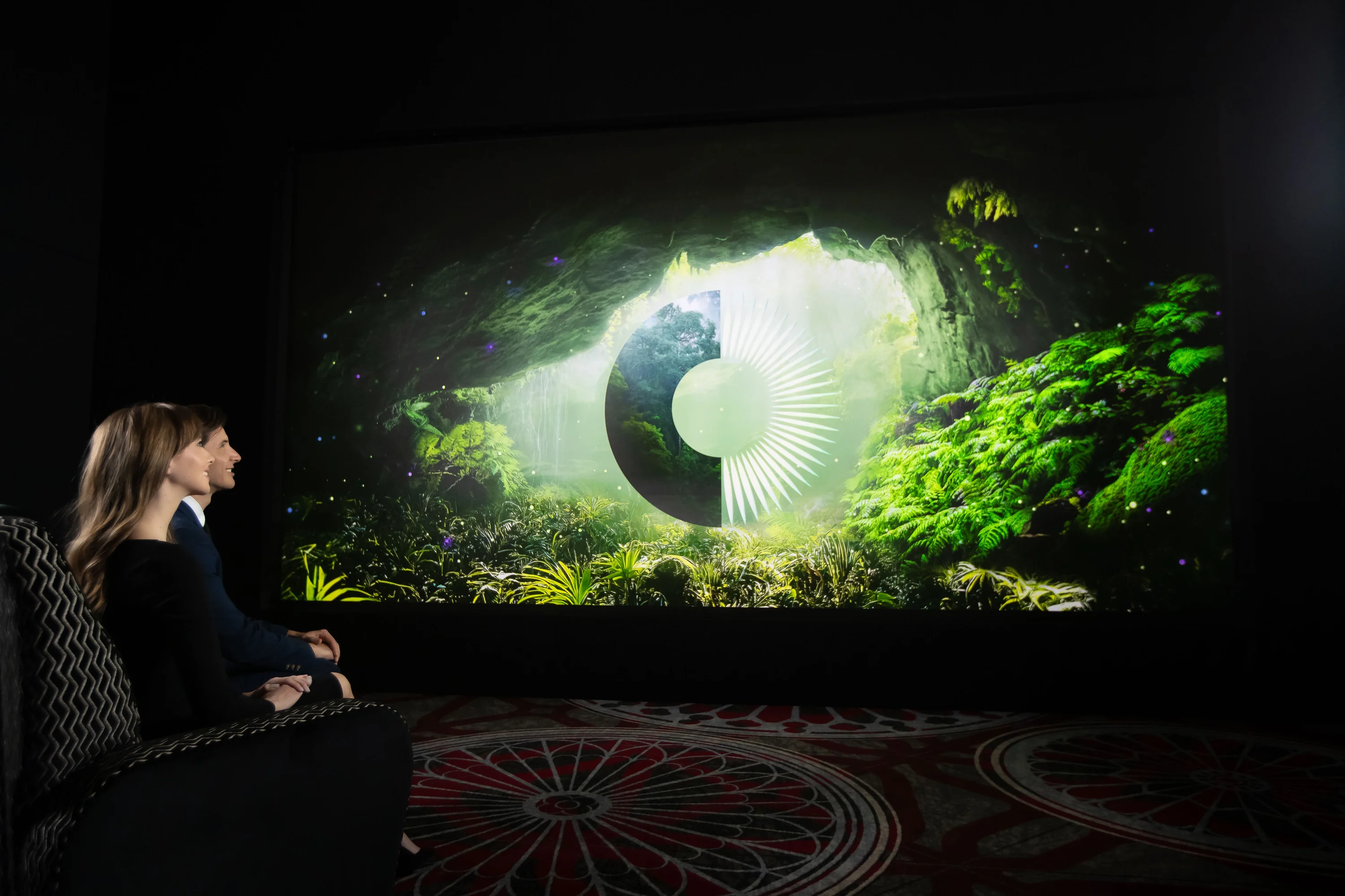 The new generation Samsung Onyx presented at CinemaCon 2025 – an LED screen with a brightness of 300 nits and support for HDR 4K 120 Hz.