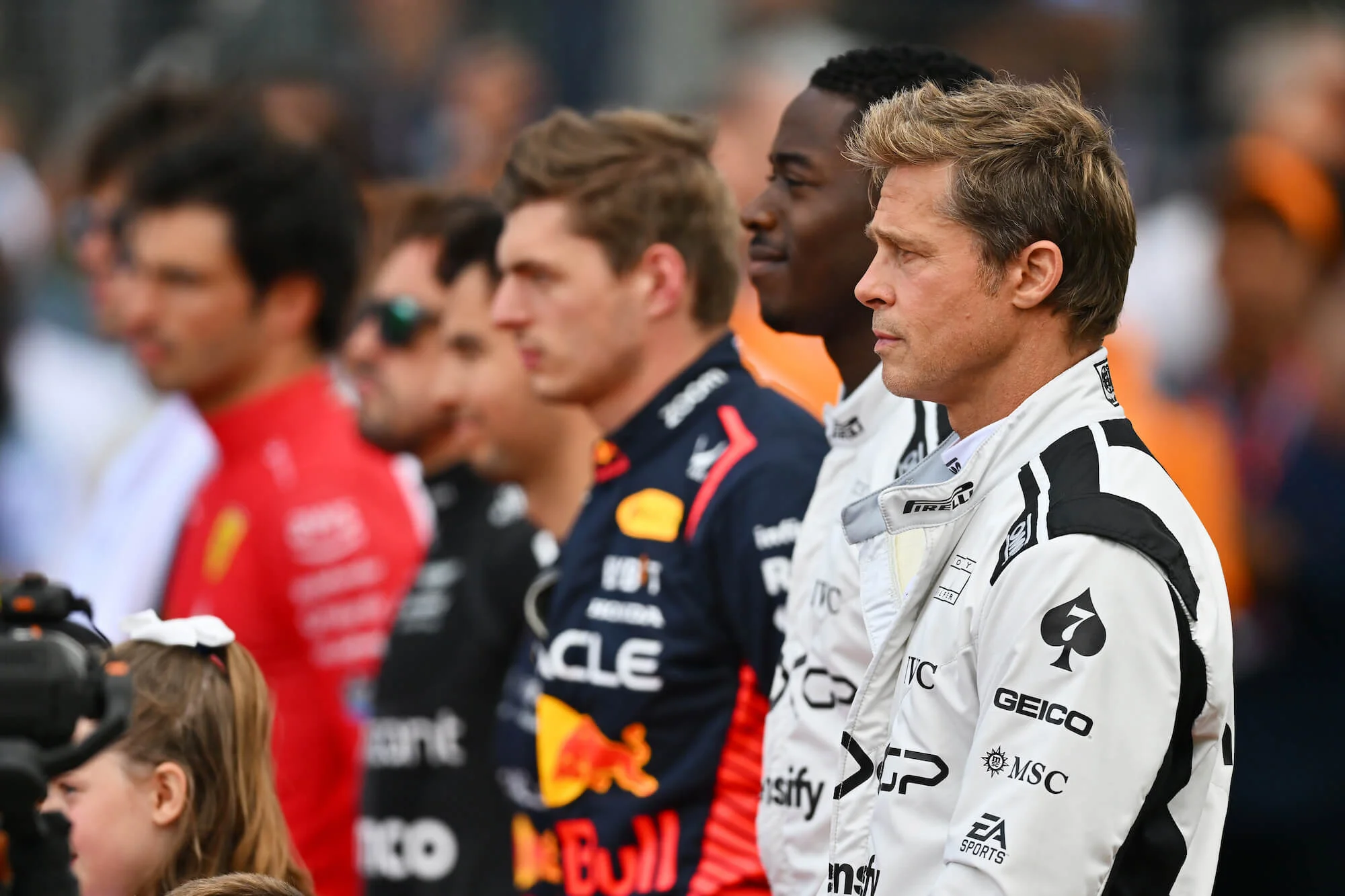  Brad Pitt i jego ekipa APXGP – film F1 od środka. Sceny z toru, emocje i realizm jak w prawdziwym Grand Prix.