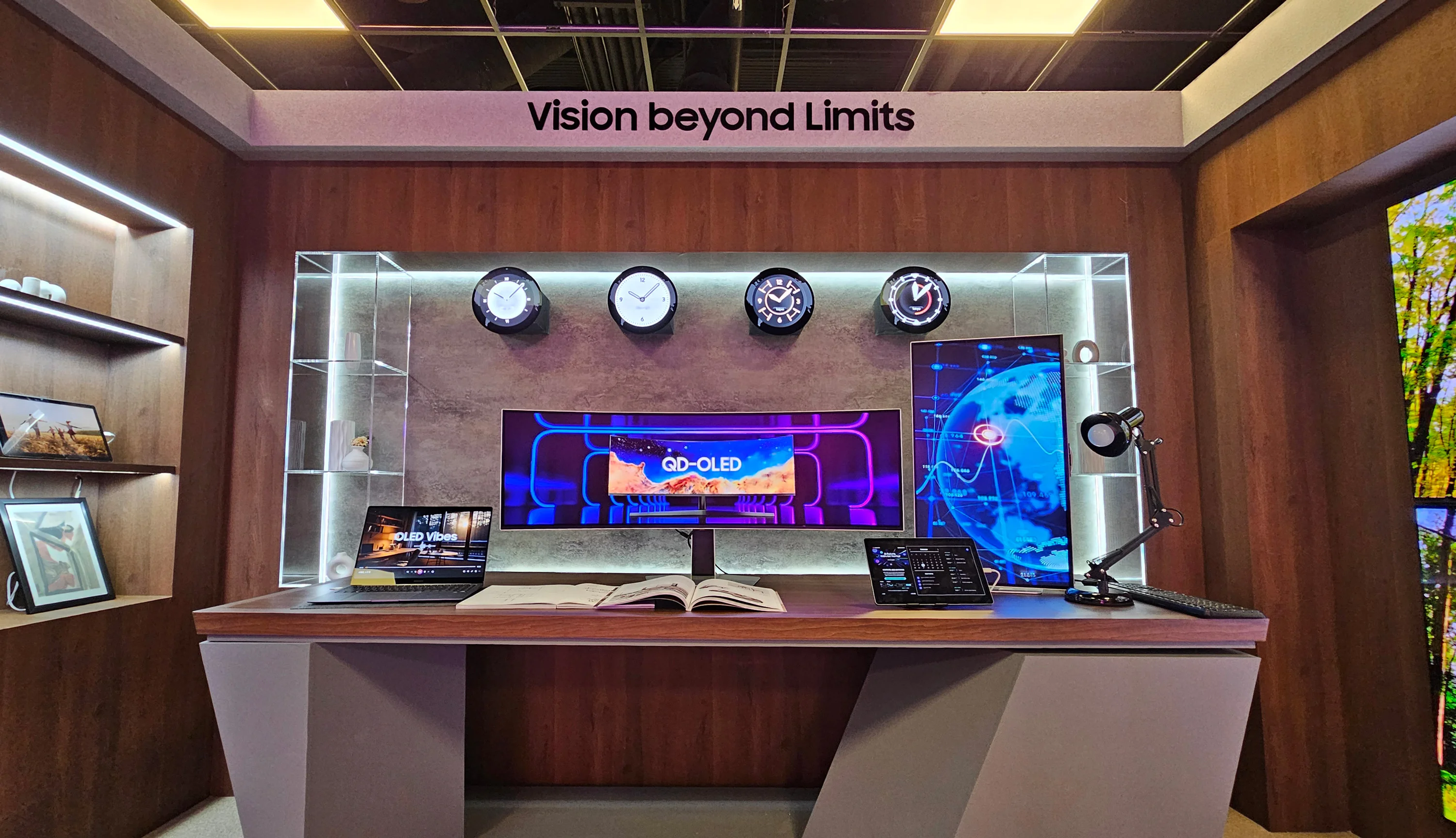 Samsung UT OLED already in 2026 – super-thin displays of 0.6 mm, 120 Hz, and 30% less energy. A revolution in tablets and laptops is getting closer.