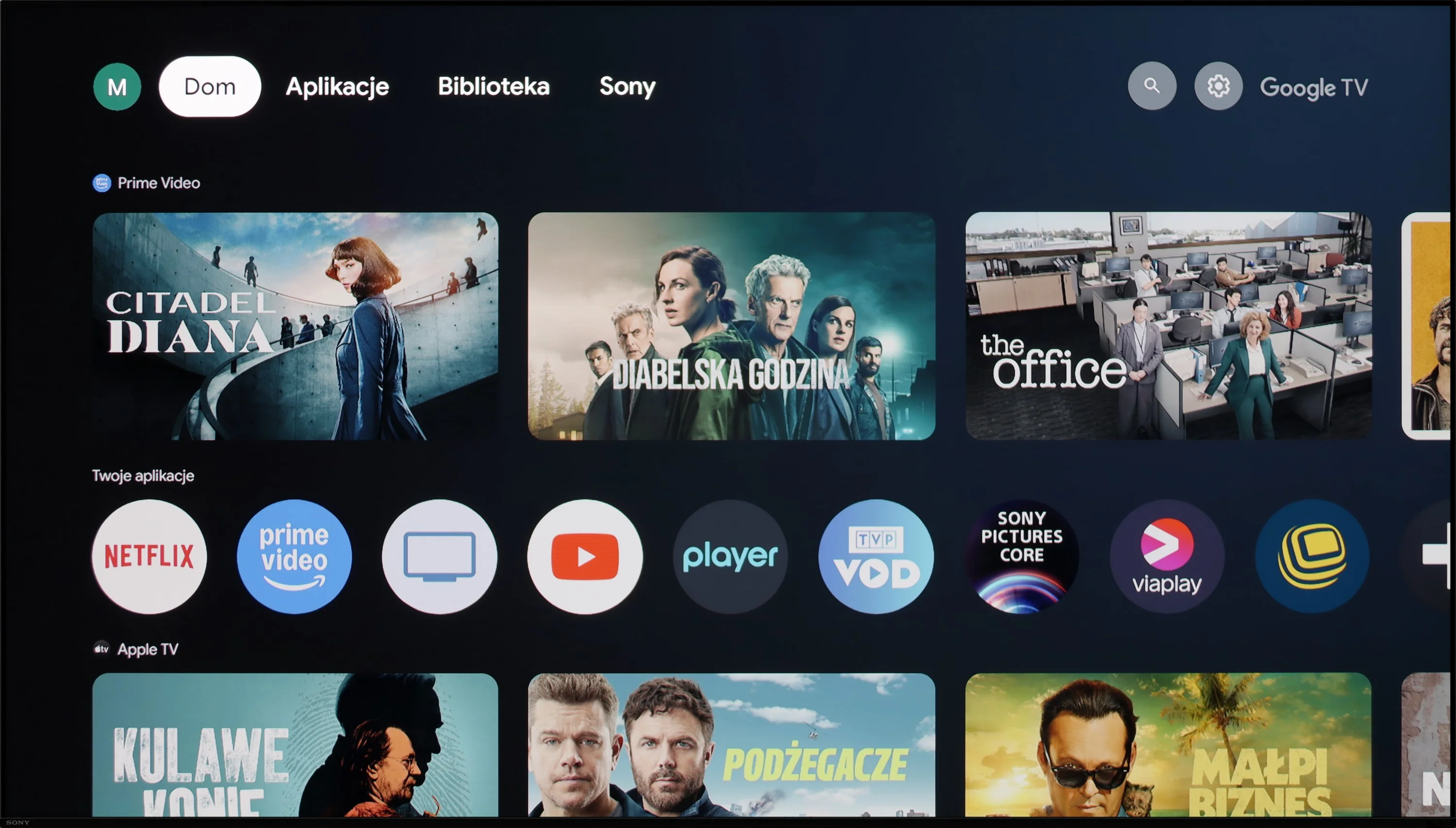 Sony Bravia 8 II – minimalist remote and smooth operation of the Google TV system
