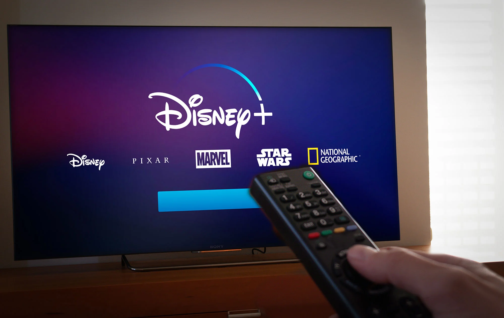 Kolejna wpadka Disney+. Aplikacja nie działa poprawnie na wielu urządzeniach, ograniczając jakość do 1080p SDR.