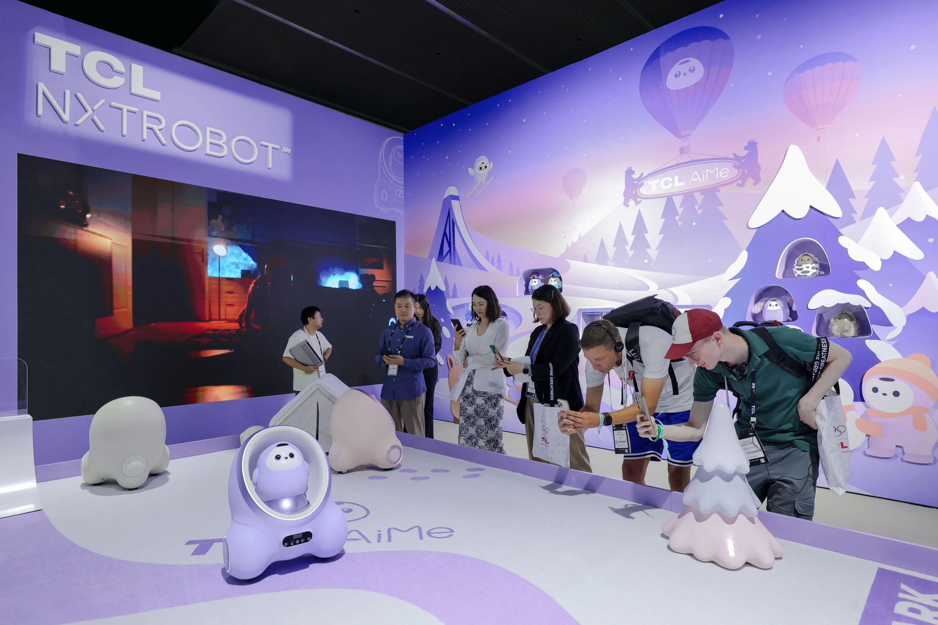 TCL at IFA 2025 shows a vision of the smart home: FreshIN and VoxIN air conditioners, Mega Space refrigerators, and the luxurious NXTHOME® zone.