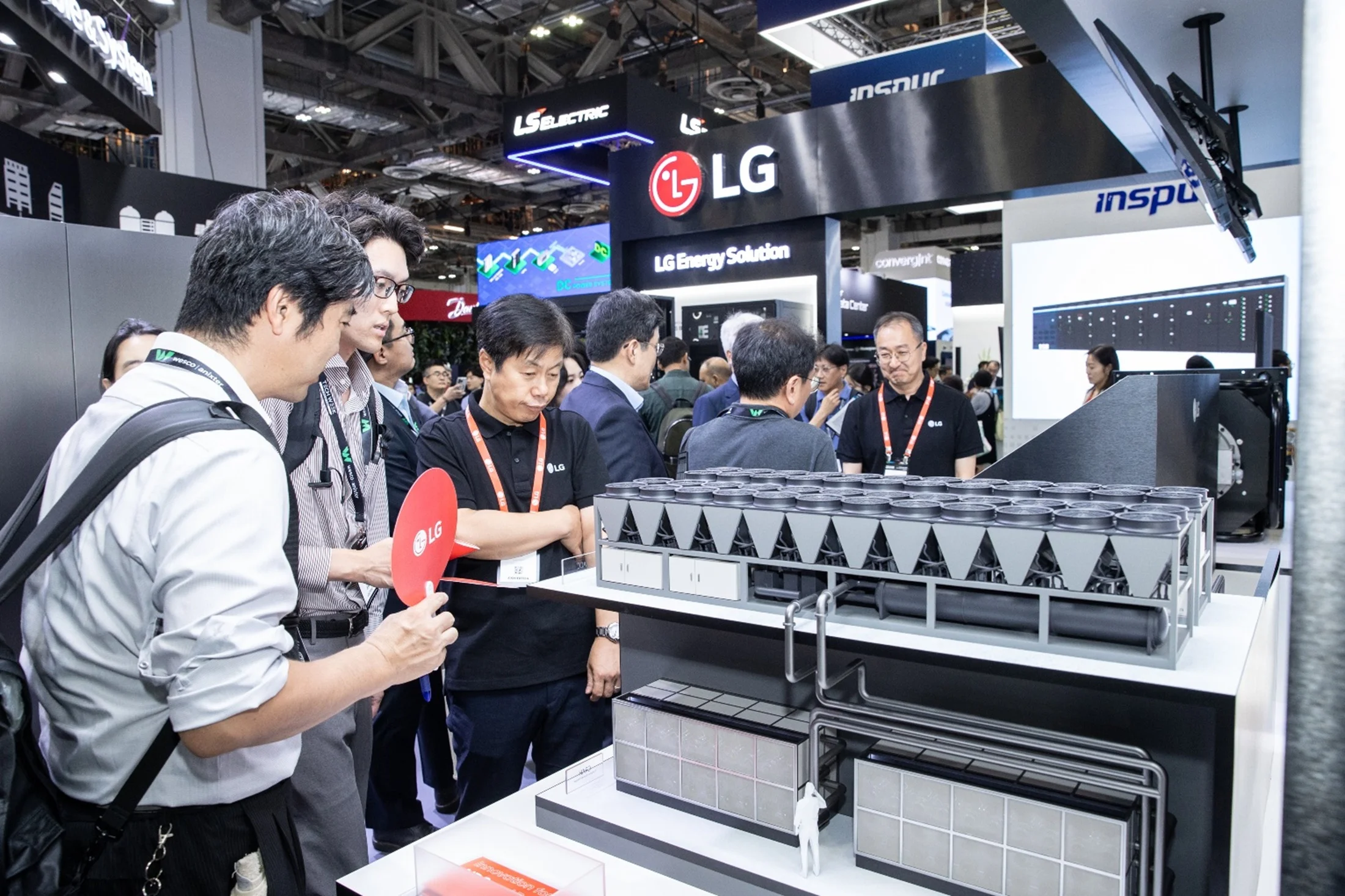 LG, LG CNS, and LG Energy Solution join forces – DTC cooling, AR, Digital Twin, and DC Grid power in one ecosystem.