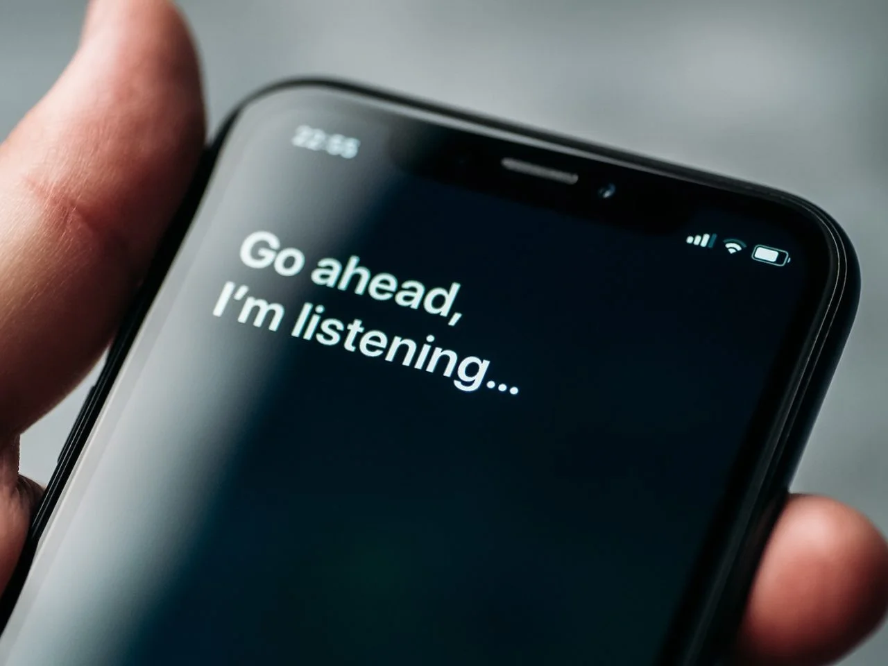 Apple and Google in a surprising alliance! The new Siri based on Gemini is said to speak Polish. Debut in iOS 26.4 coming in 2026.