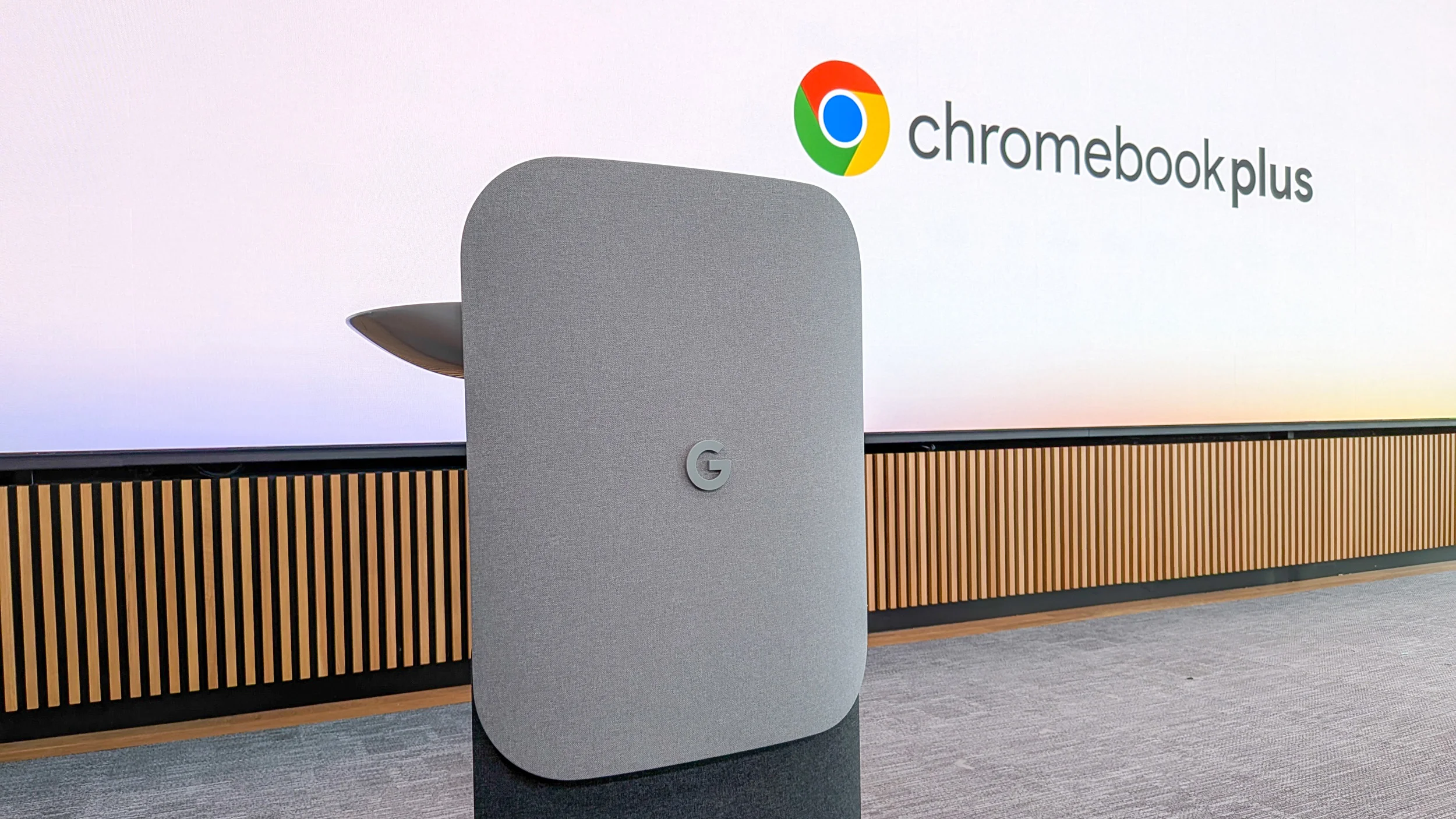 Google przygotowuje rewolucję w świecie PC. Aluminium OS – nowy Android dla komputerów – ma połączyć mobilną wygodę z mocą desktopów. Pierwsze urządzenia pojawią się w 2026 roku.