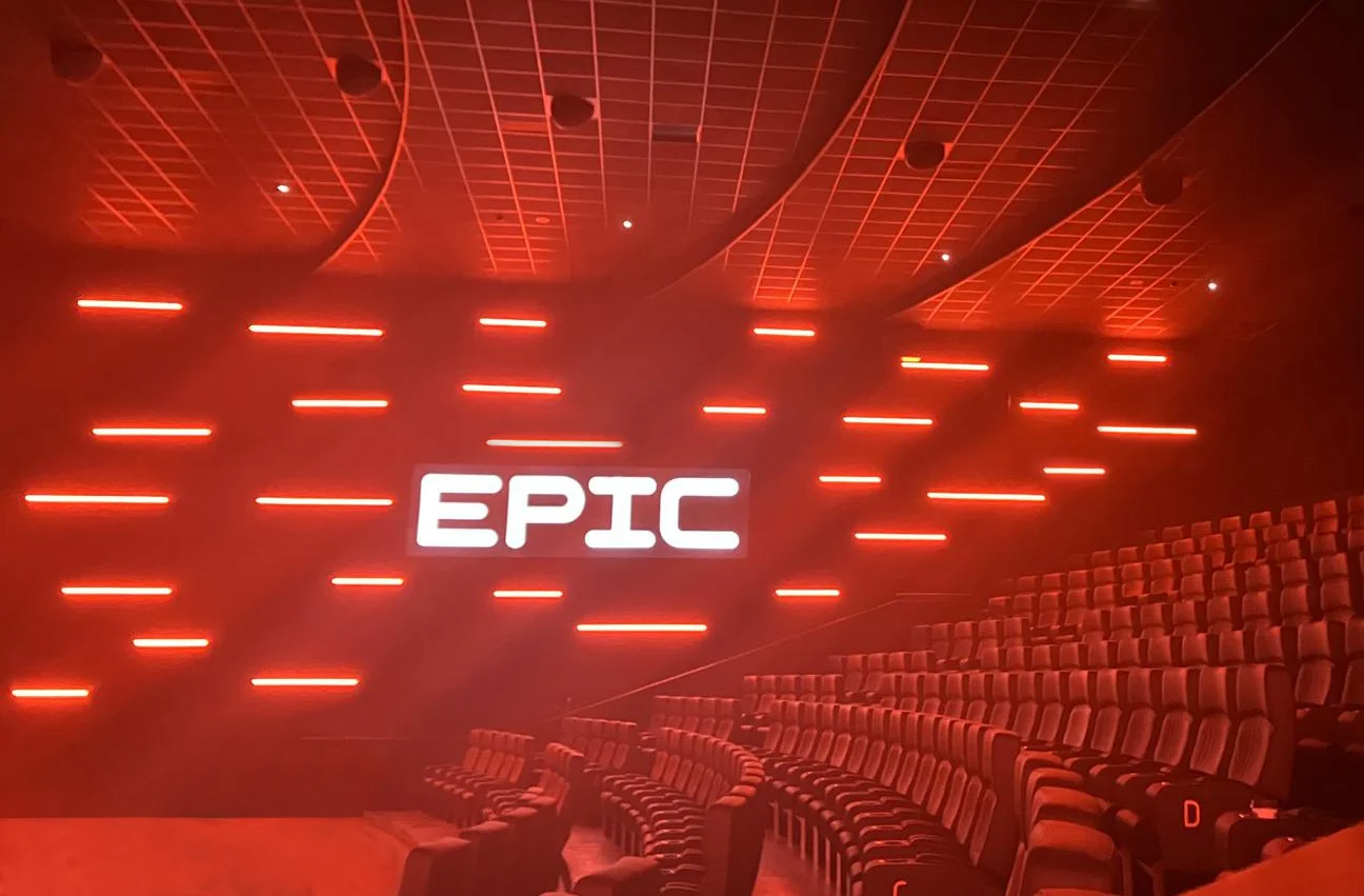 Vue and IMAX in open conflict. The CinemaxX cinema chain is transitioning to its own Epic format, investing in new screens and undermining the rationale for projector HDR. We analyse the technical differences and consequences for viewers.