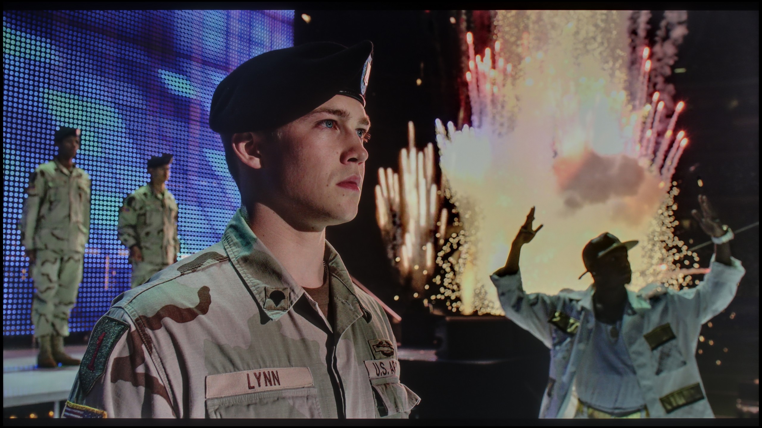 Test PHILIPS PUS8500 Scena z filmu Billy Lynn