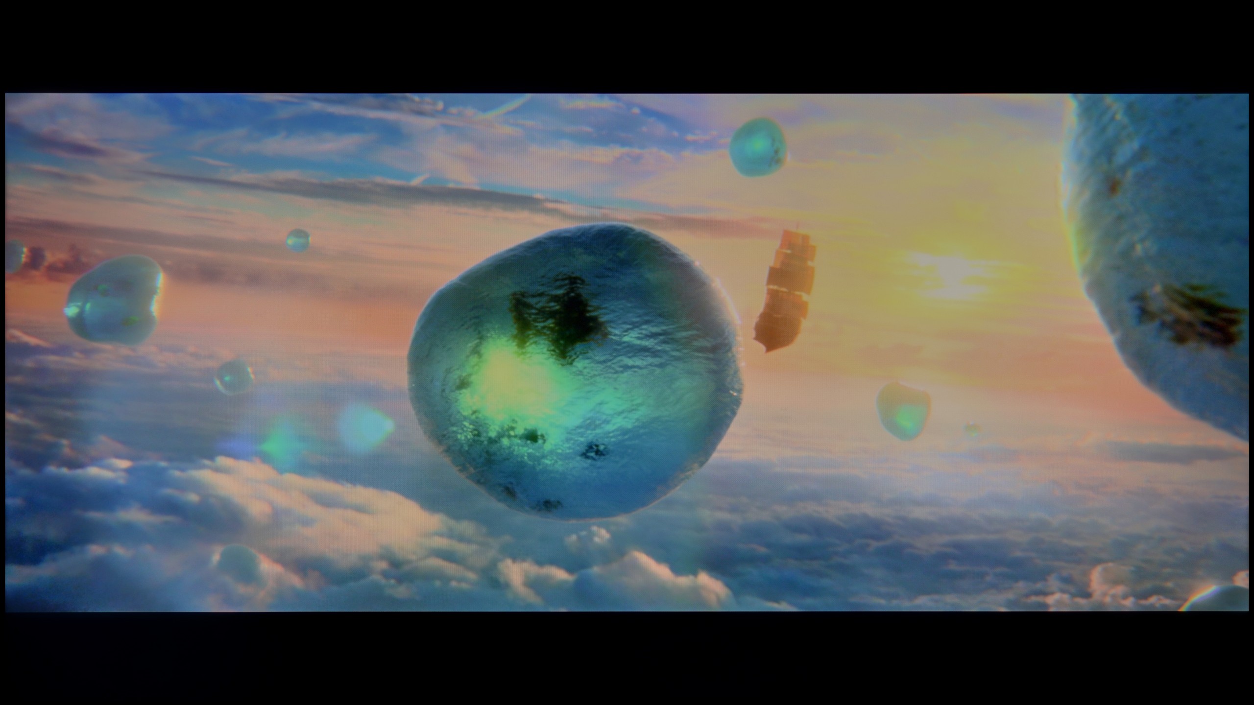 Review PHILPS PUS9060 Scene from movie PAN