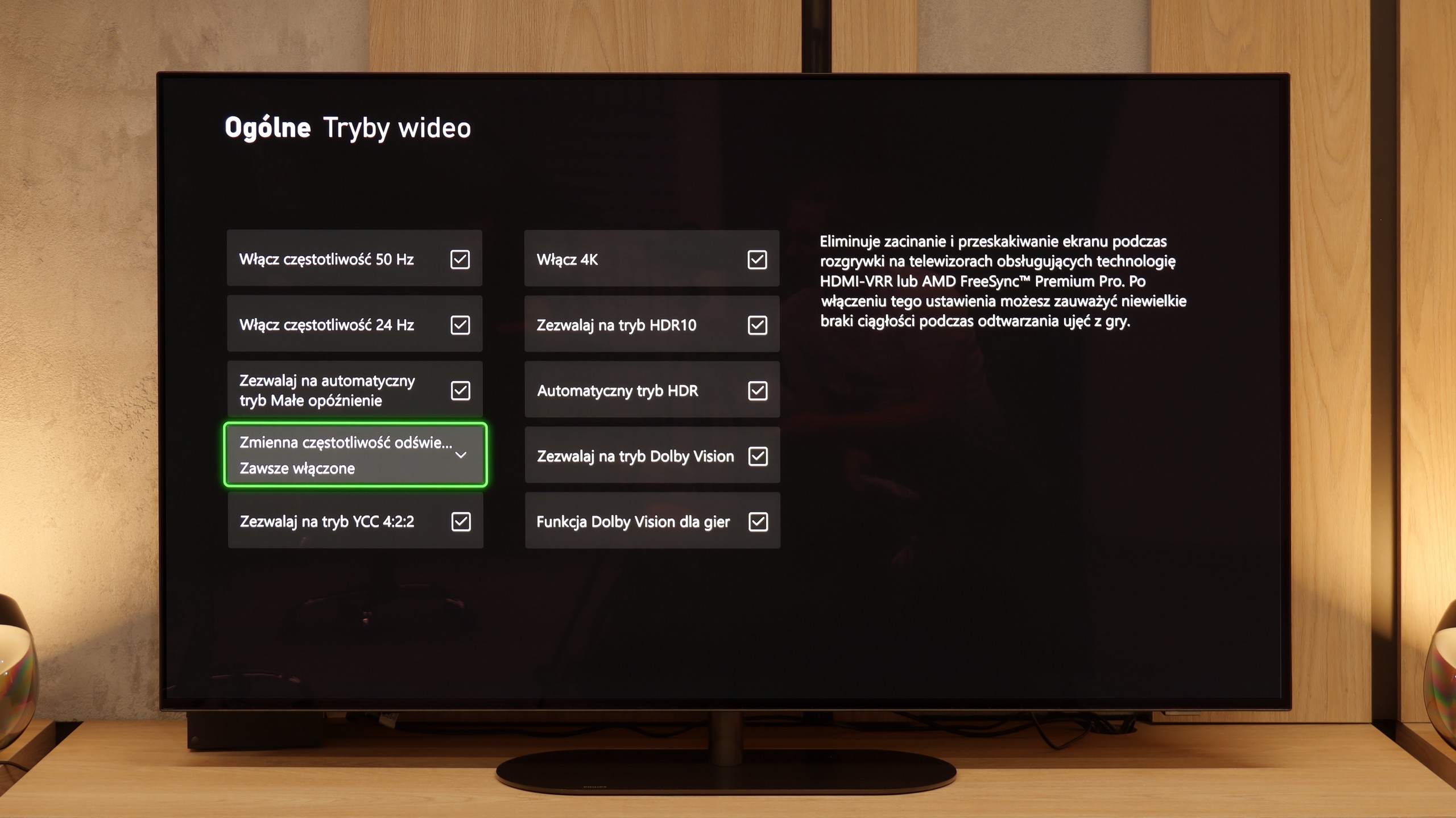 Review Philips OLED820 Console compatibility and gaming features
