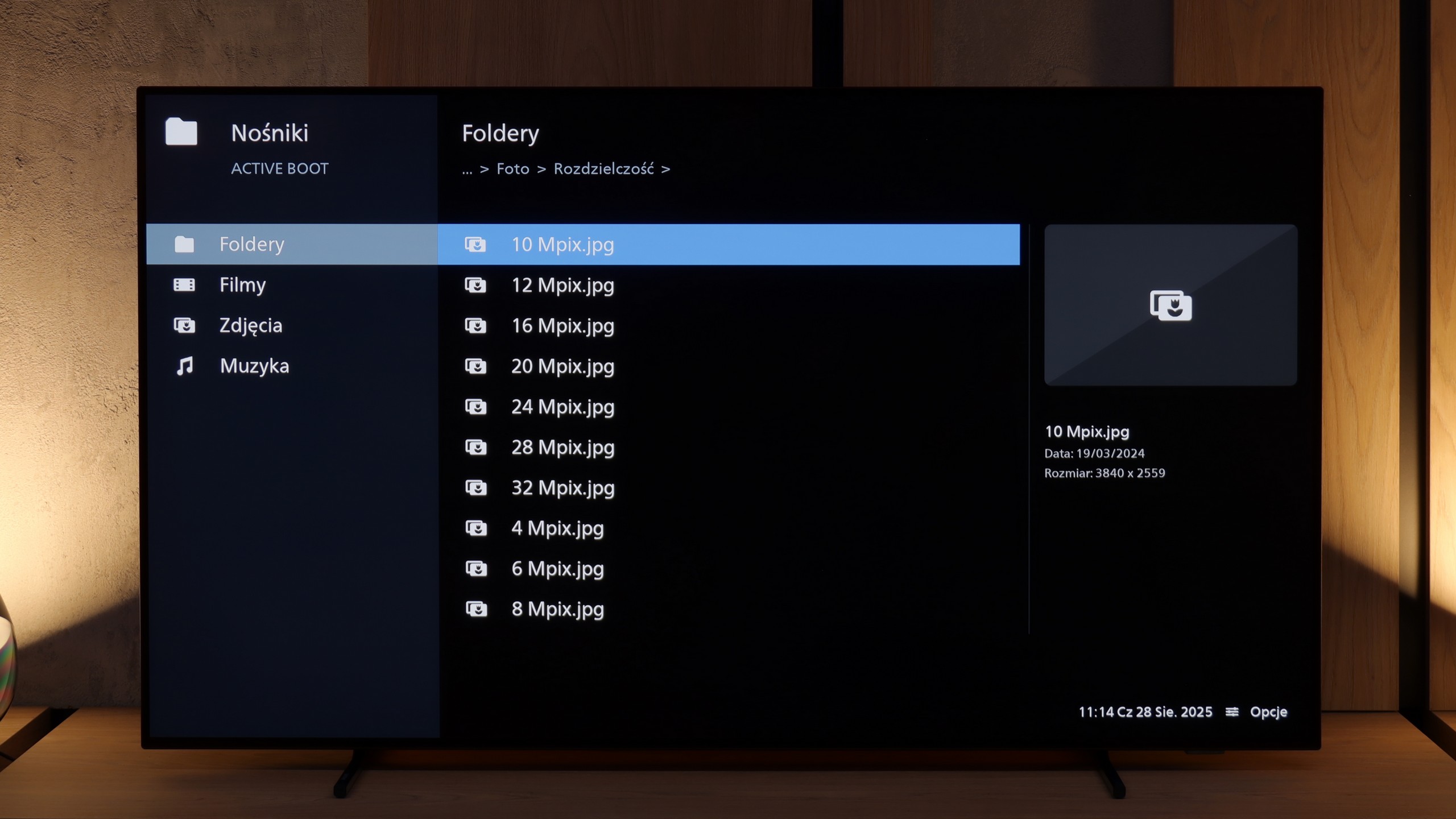 Review Philips OLED770 Playing files from USB