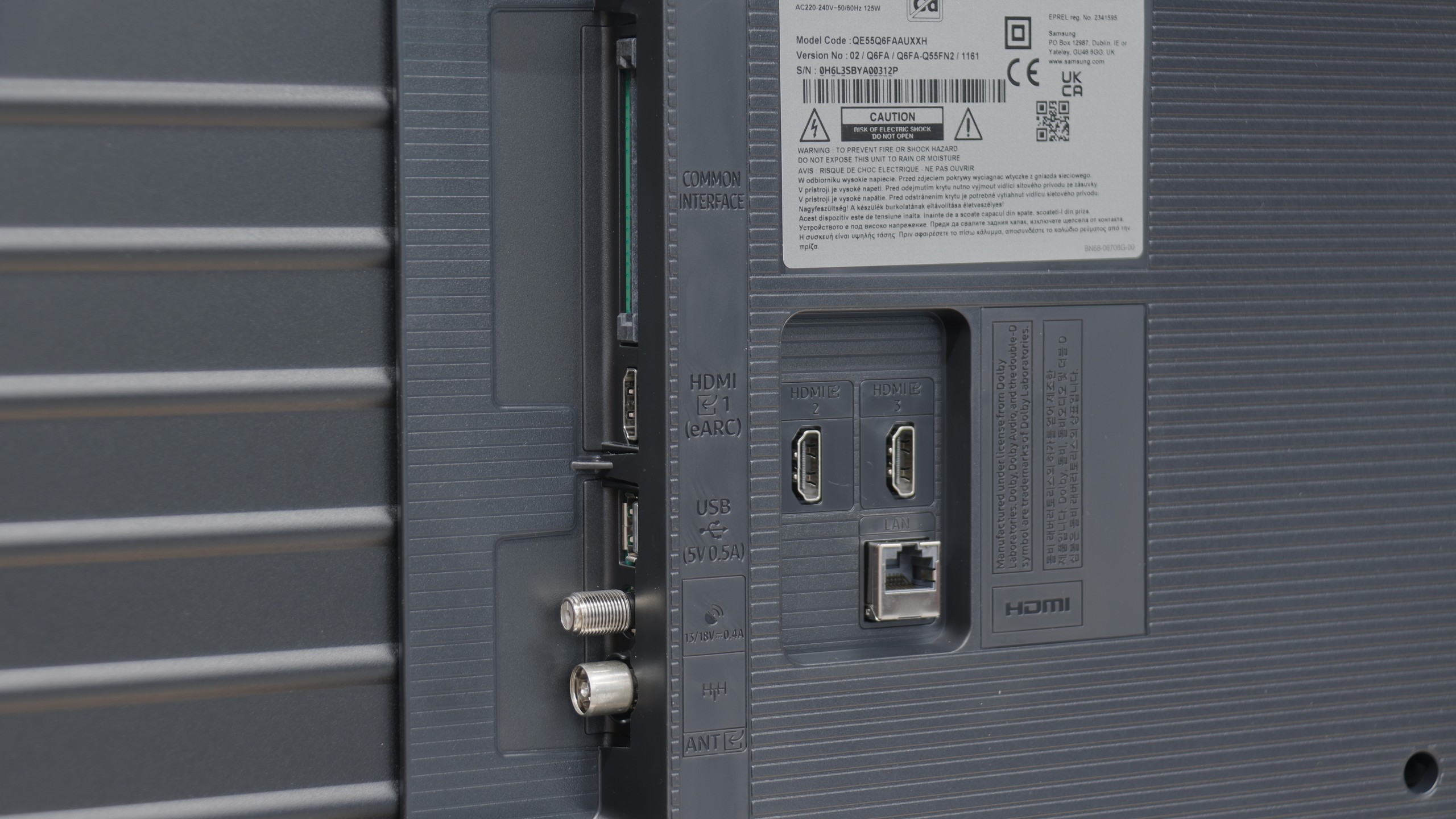 Review Samsung Q6F (IPS) TV features