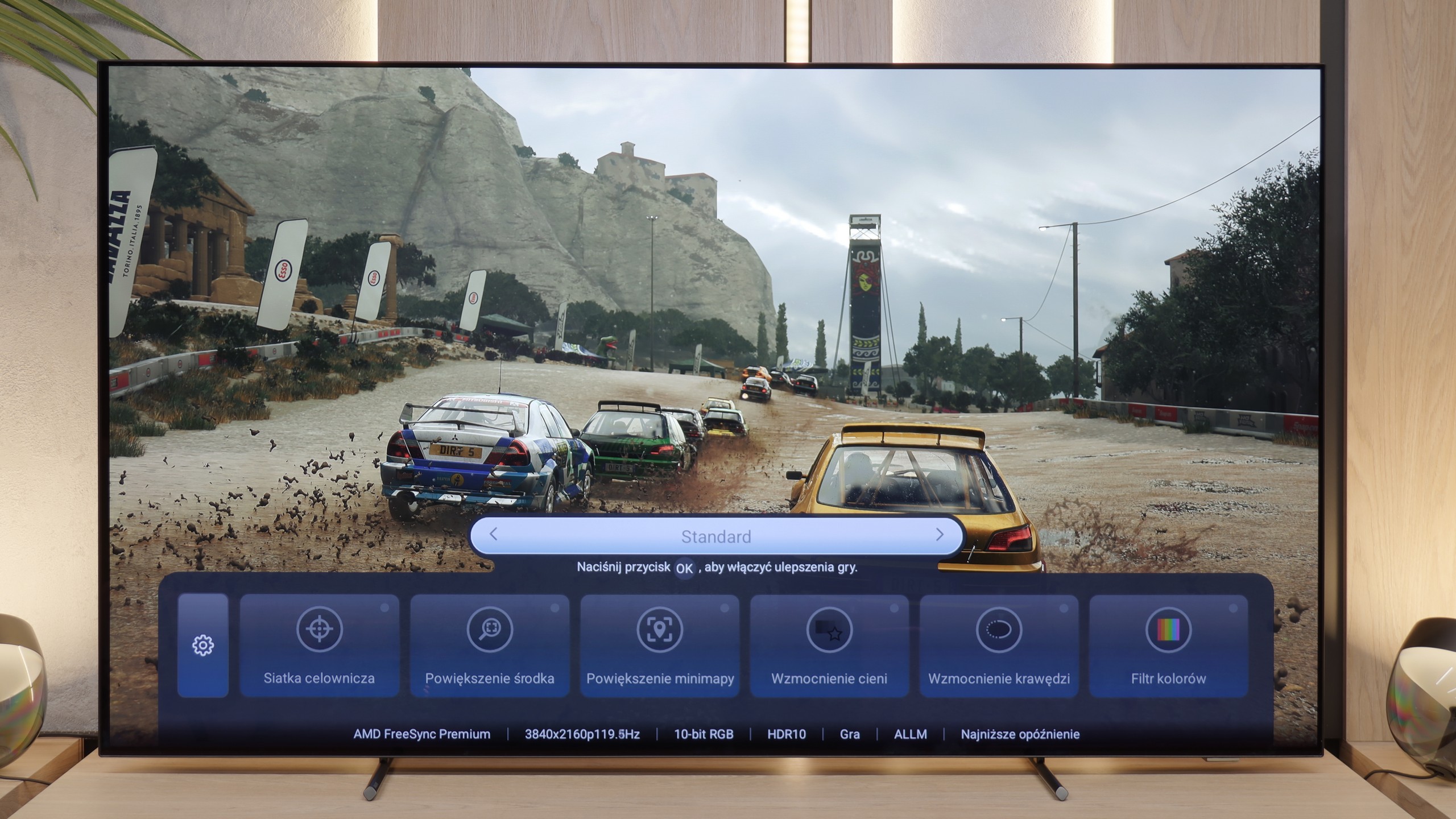 Review Philips OLED950 Console compatibility and gaming features