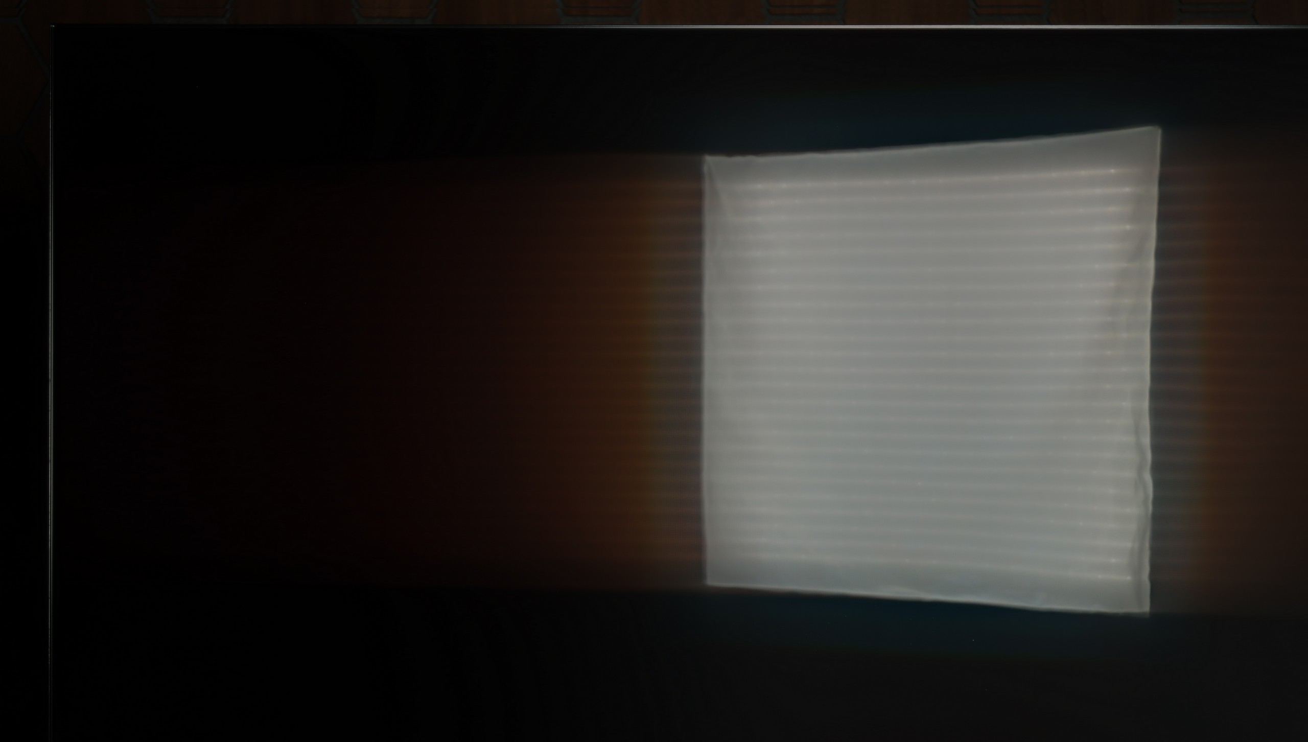 Review TCL C7L Daytime performance